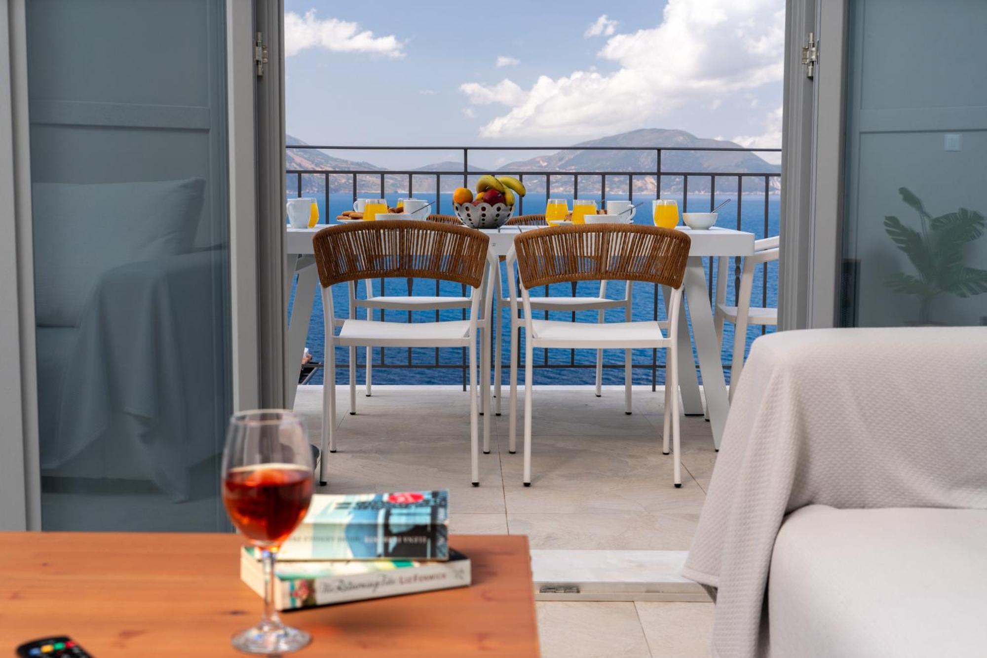 Apartment Assos Rockshore By The Sea