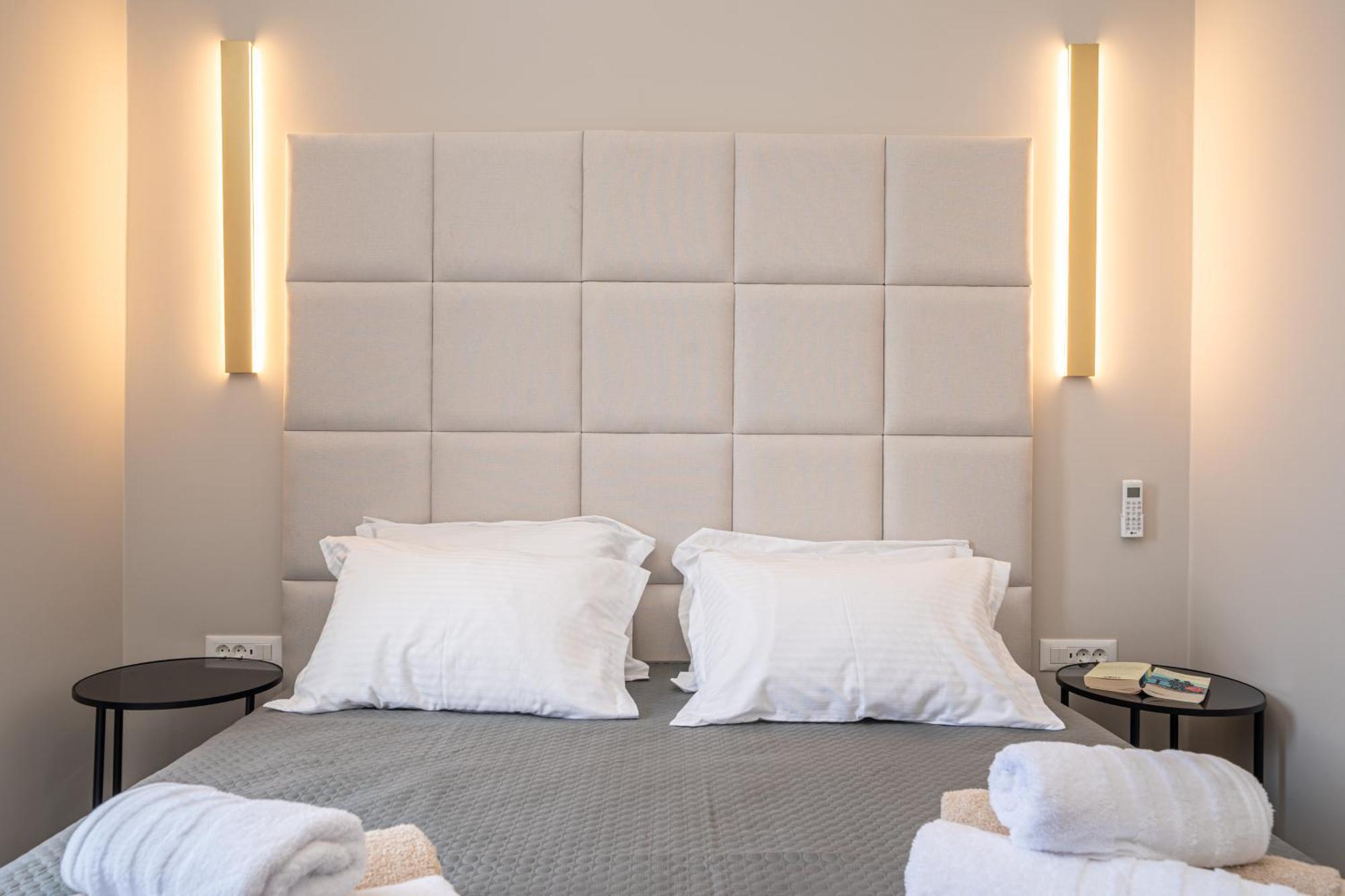 Assos Rockshore By The Sea Apartment *