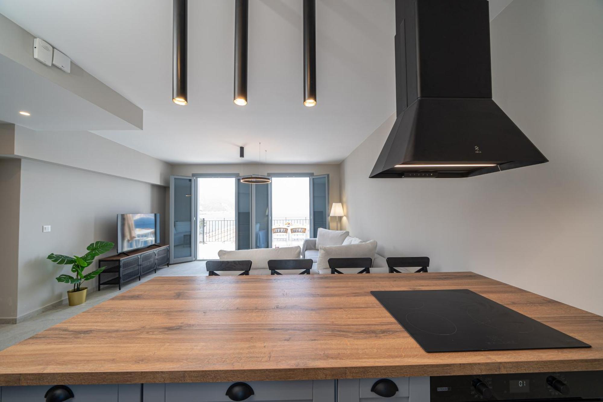Apartment Assos Rockshore By The Sea *