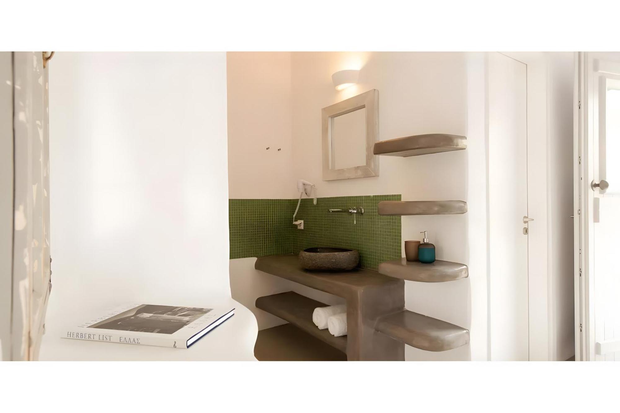 Maisonette No 3 90 Squares Meters * Kimolos