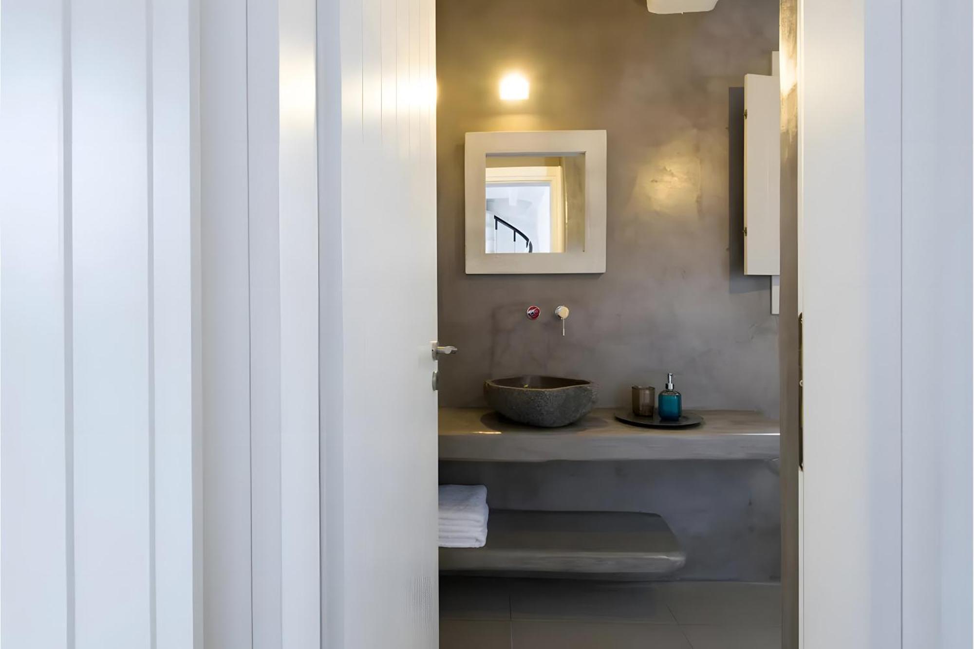 Maisonette No4 90 Squares Meters * Kimolos