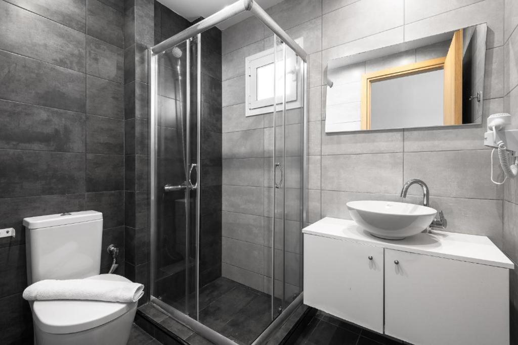 Blue Flag Beachfront Studios, Nilie Hospitality Mgmt Apartment Olympiaki Akti