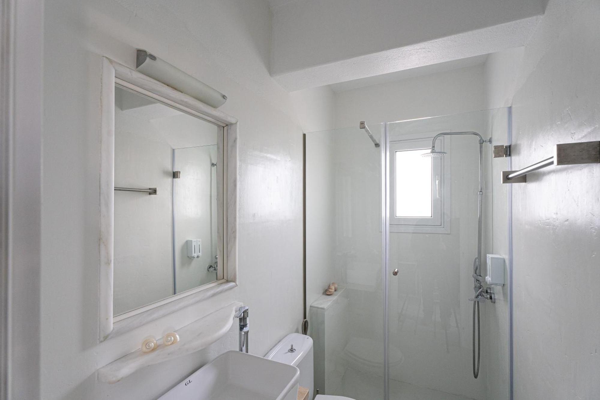Apartment Pure White 1bd House With Amazing Sea Views In *