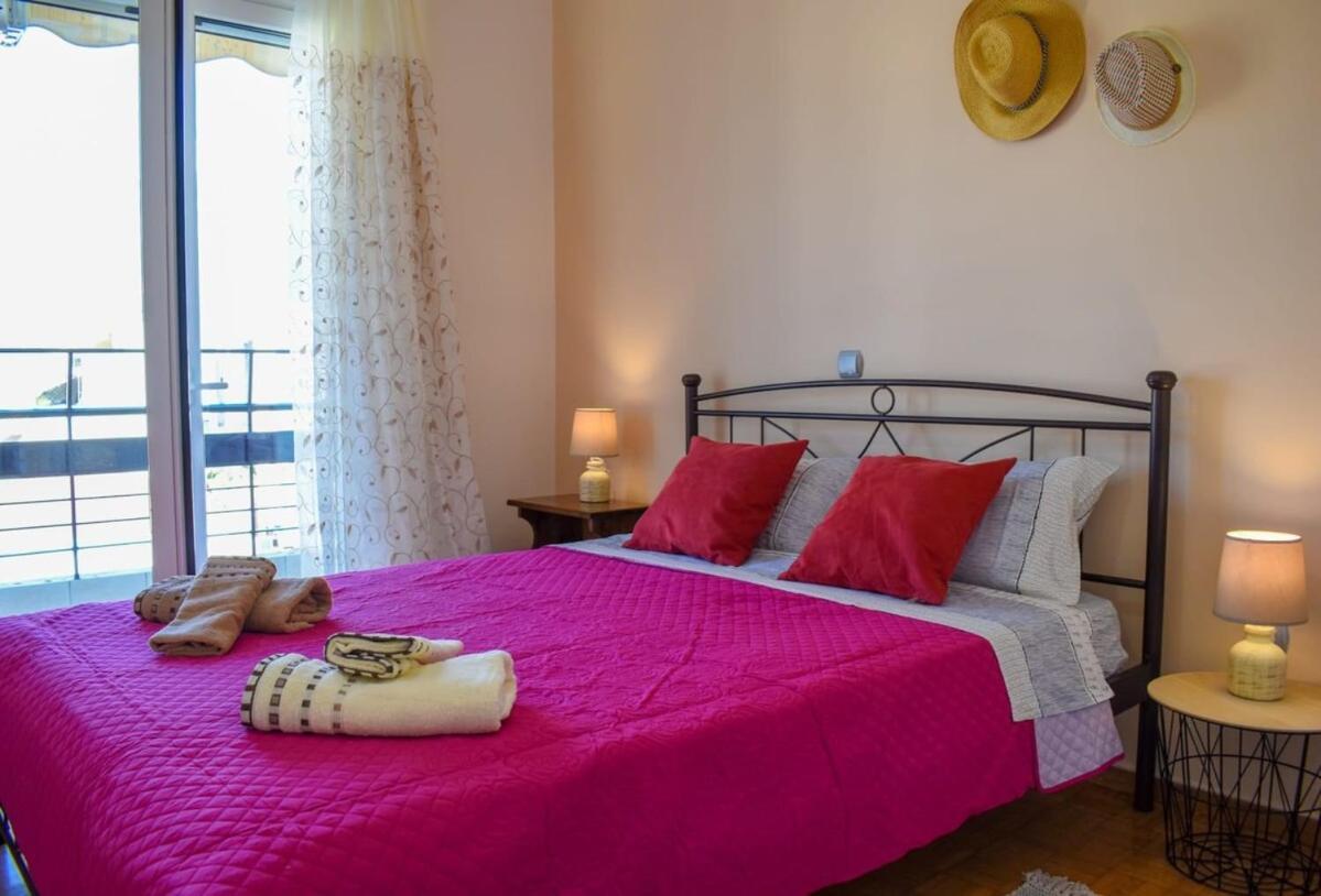 Cozy Flat On The Main Square, 10min To The Sea Holiday home