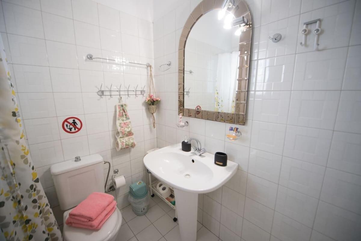 Holiday home Cozy Flat On The Main Square, 10min To The Sea *