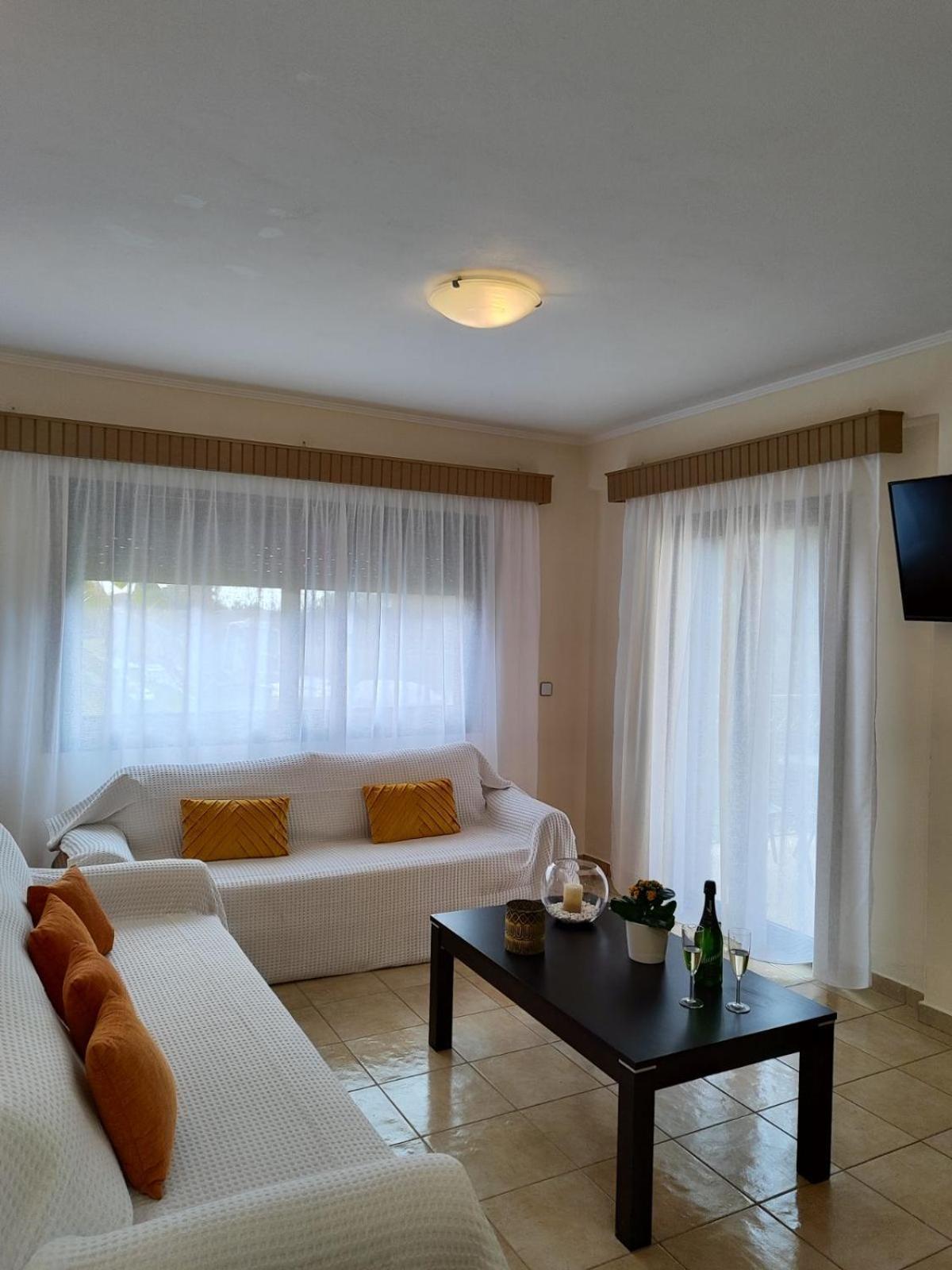 Perdika Resort 3*