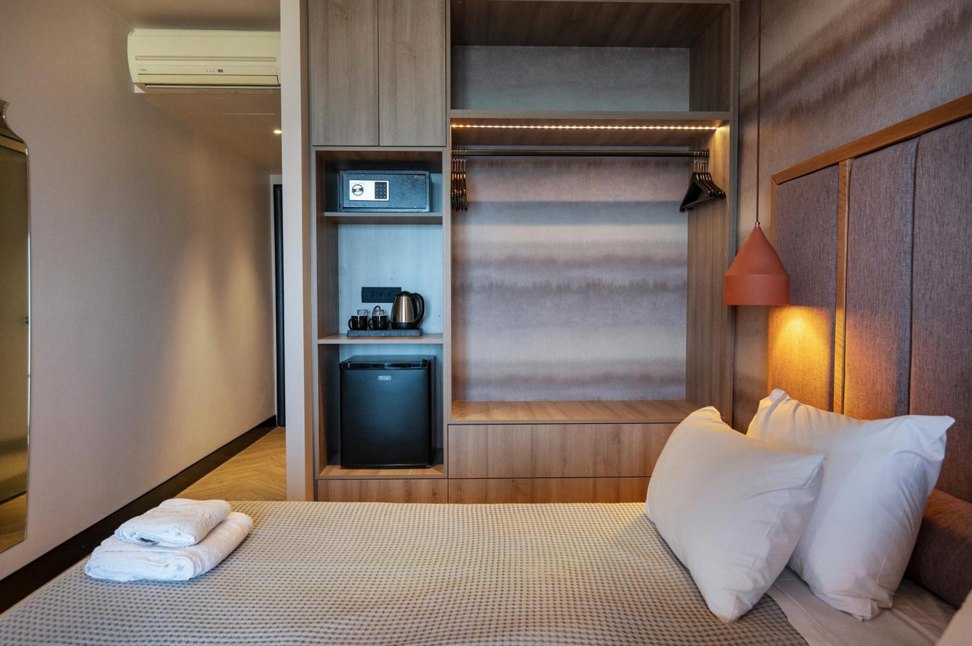 Coral 4*