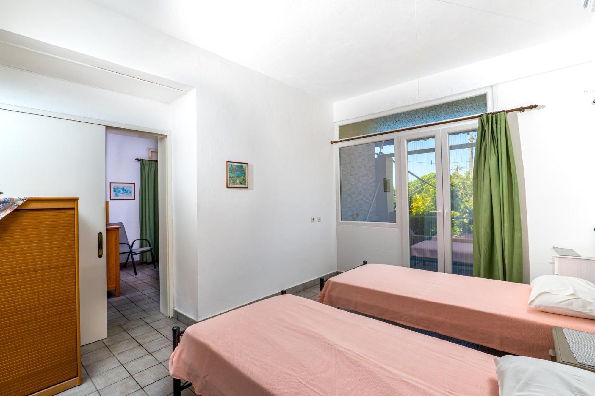 Apartment Varagoulis Giannis & Lenas Paramonas (Corfu)