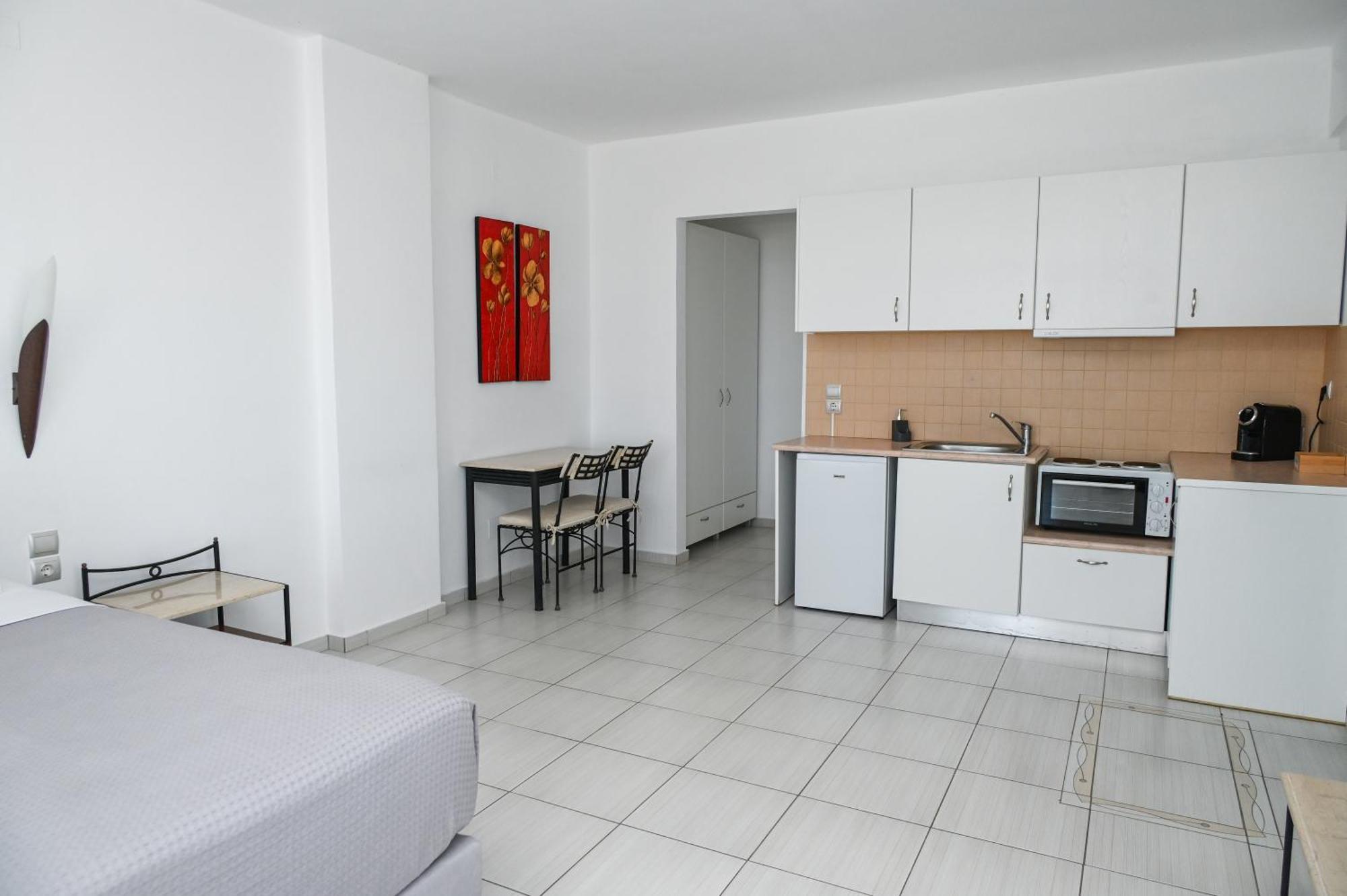 Asterias Boutique Aparthotel Pachaina