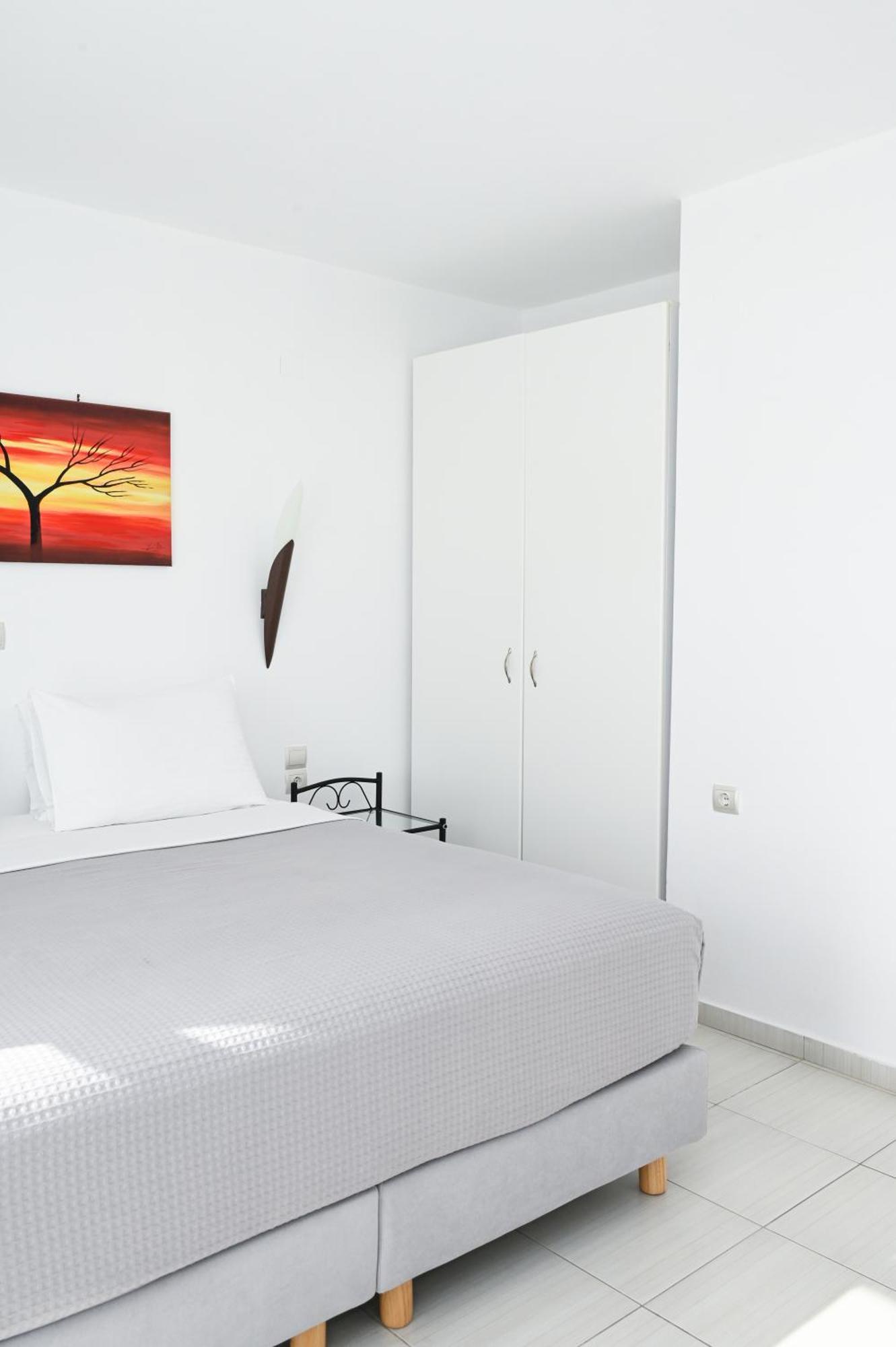 Asterias Boutique Pachaina