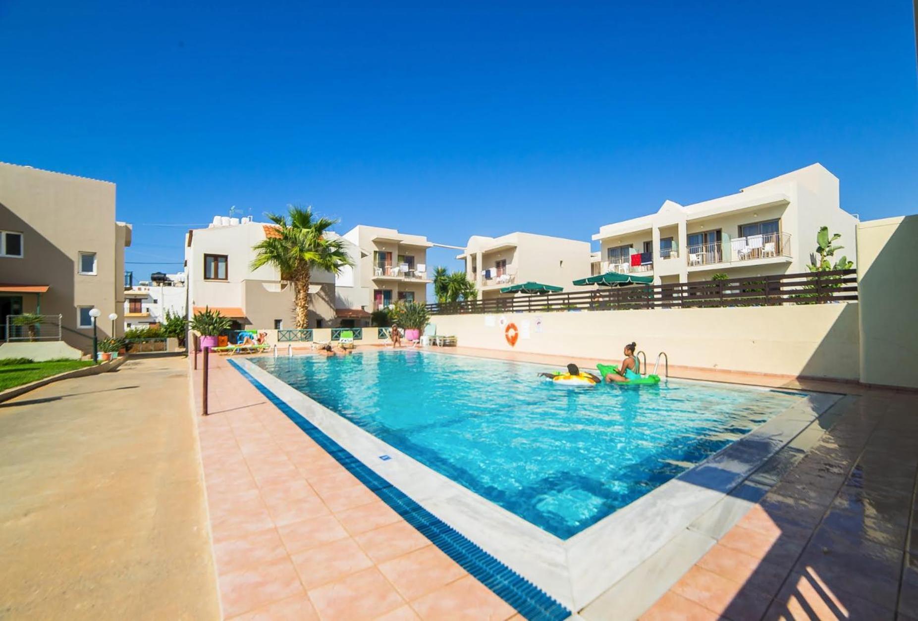 Theoni Malia (Crete)