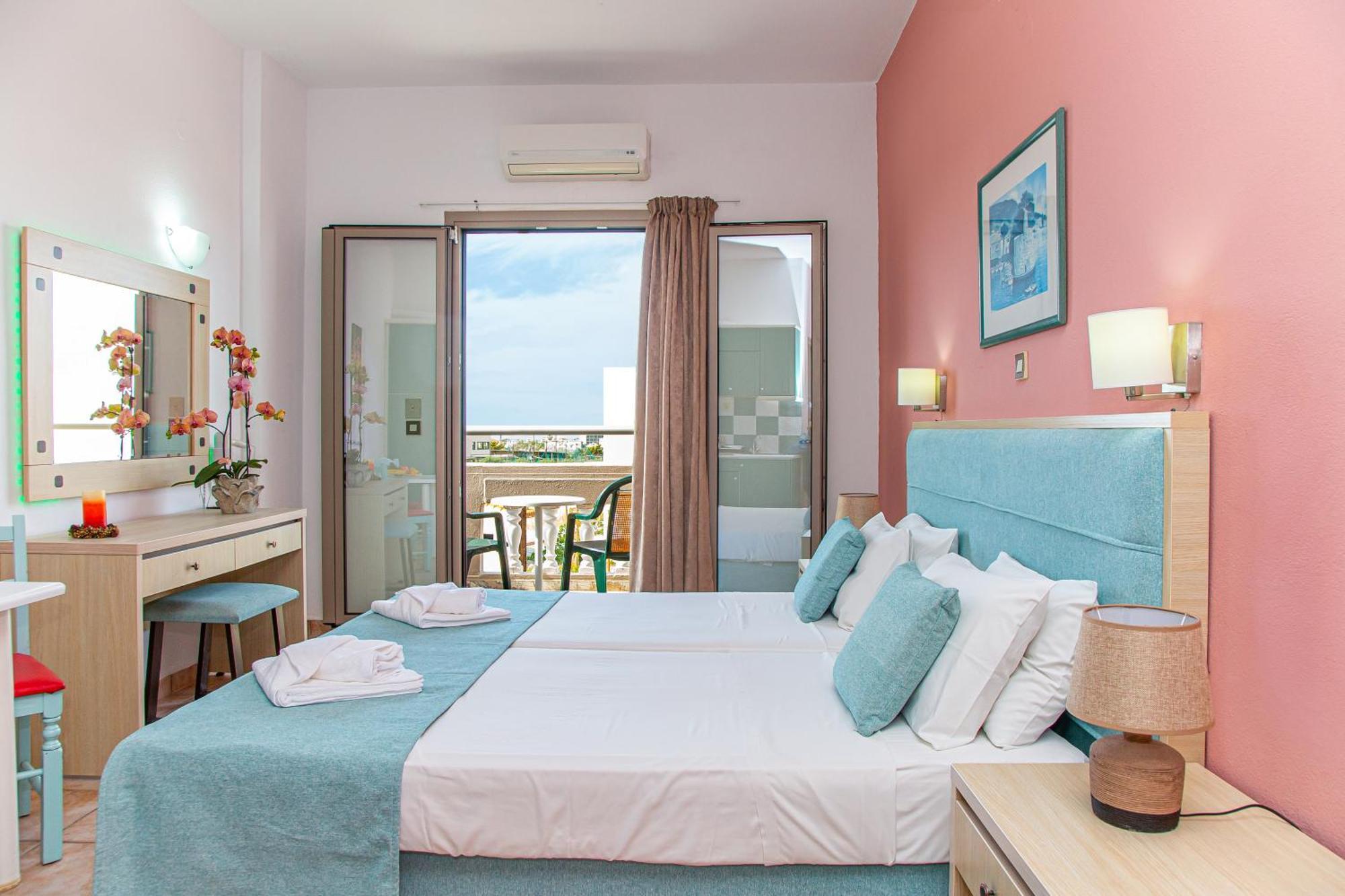 Theoni Apartment Malia (Crete)