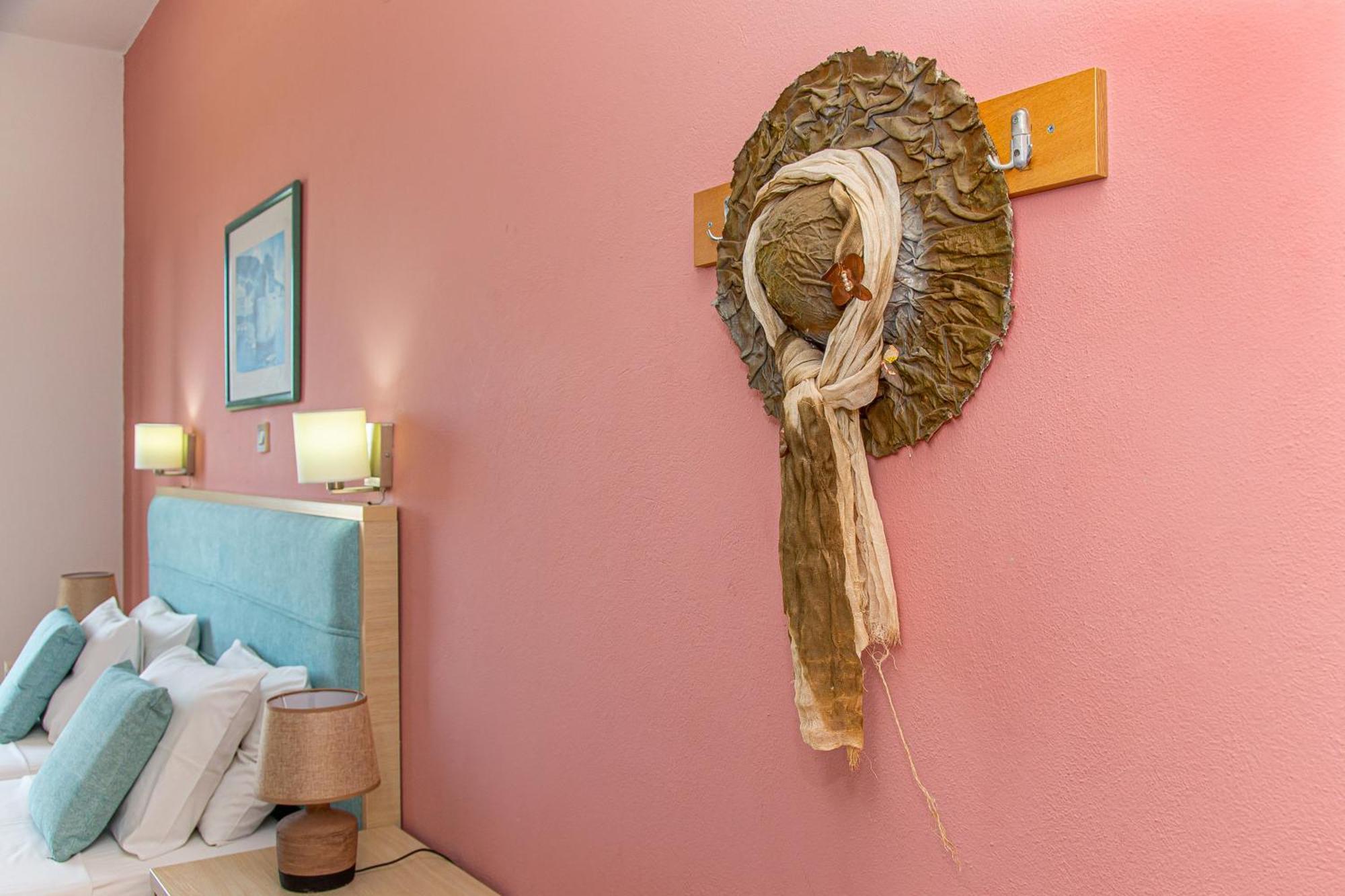 Theoni Apartment