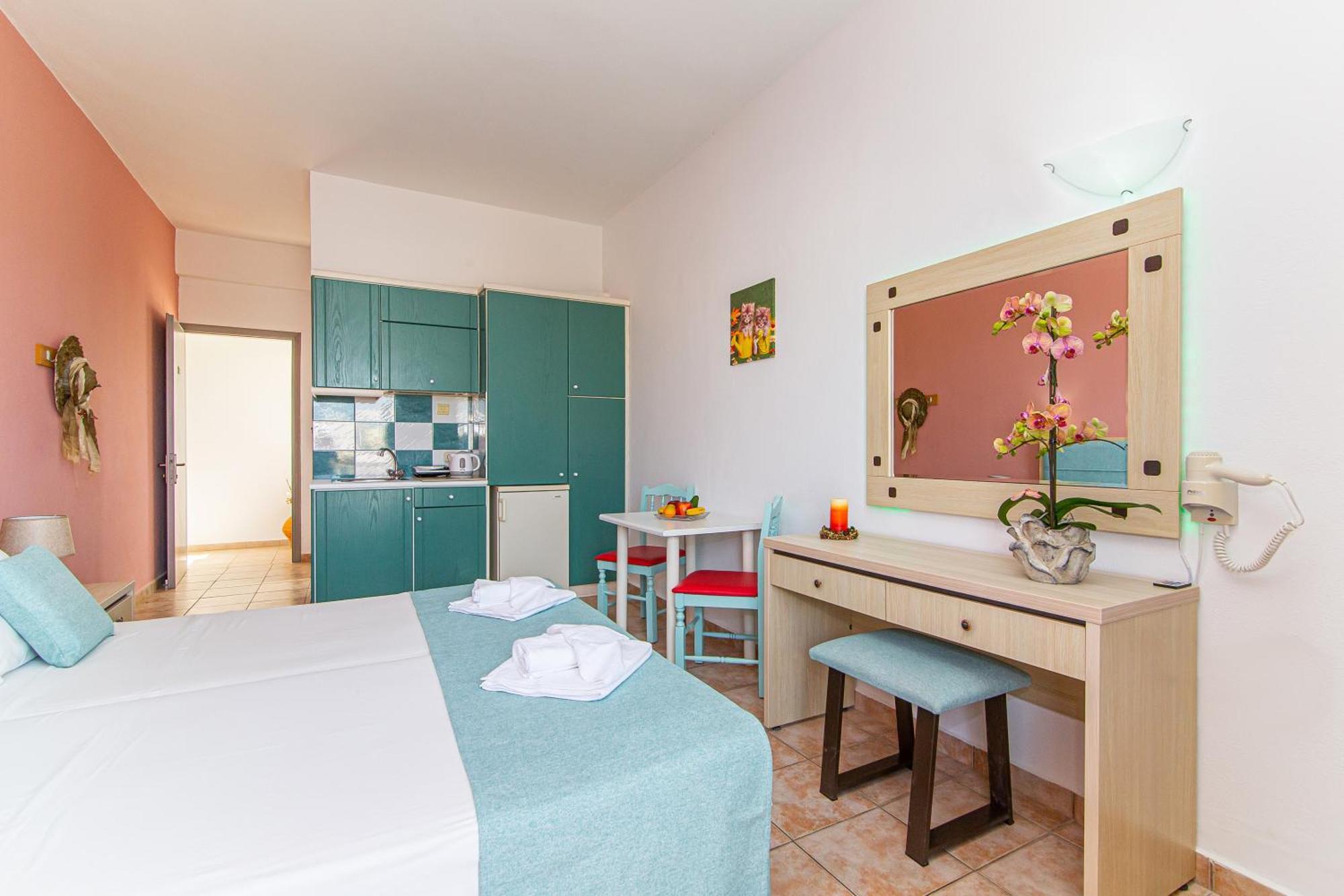 Apartment Theoni *
