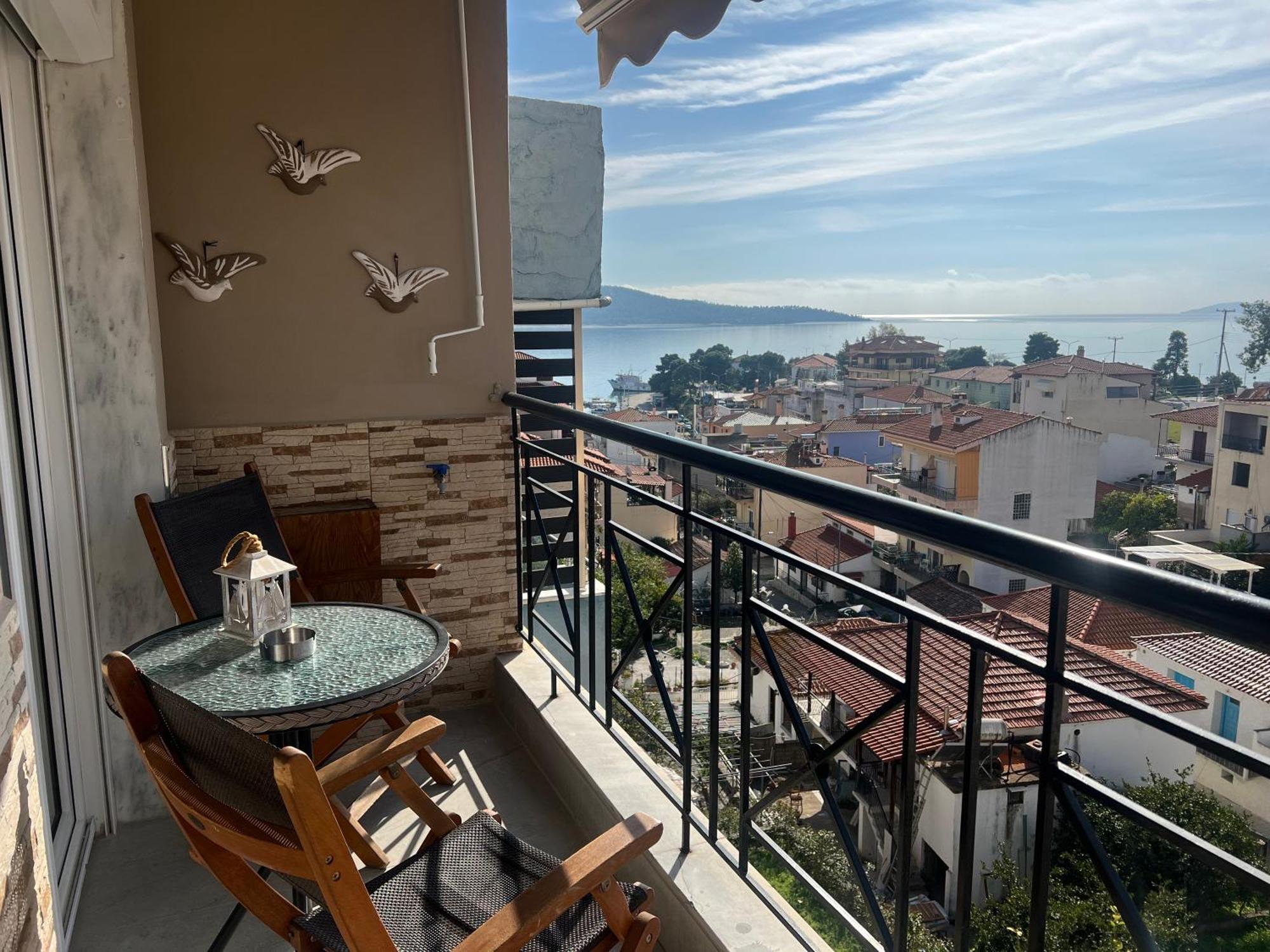 Anna Maria Views Apartment Neos Marmaras