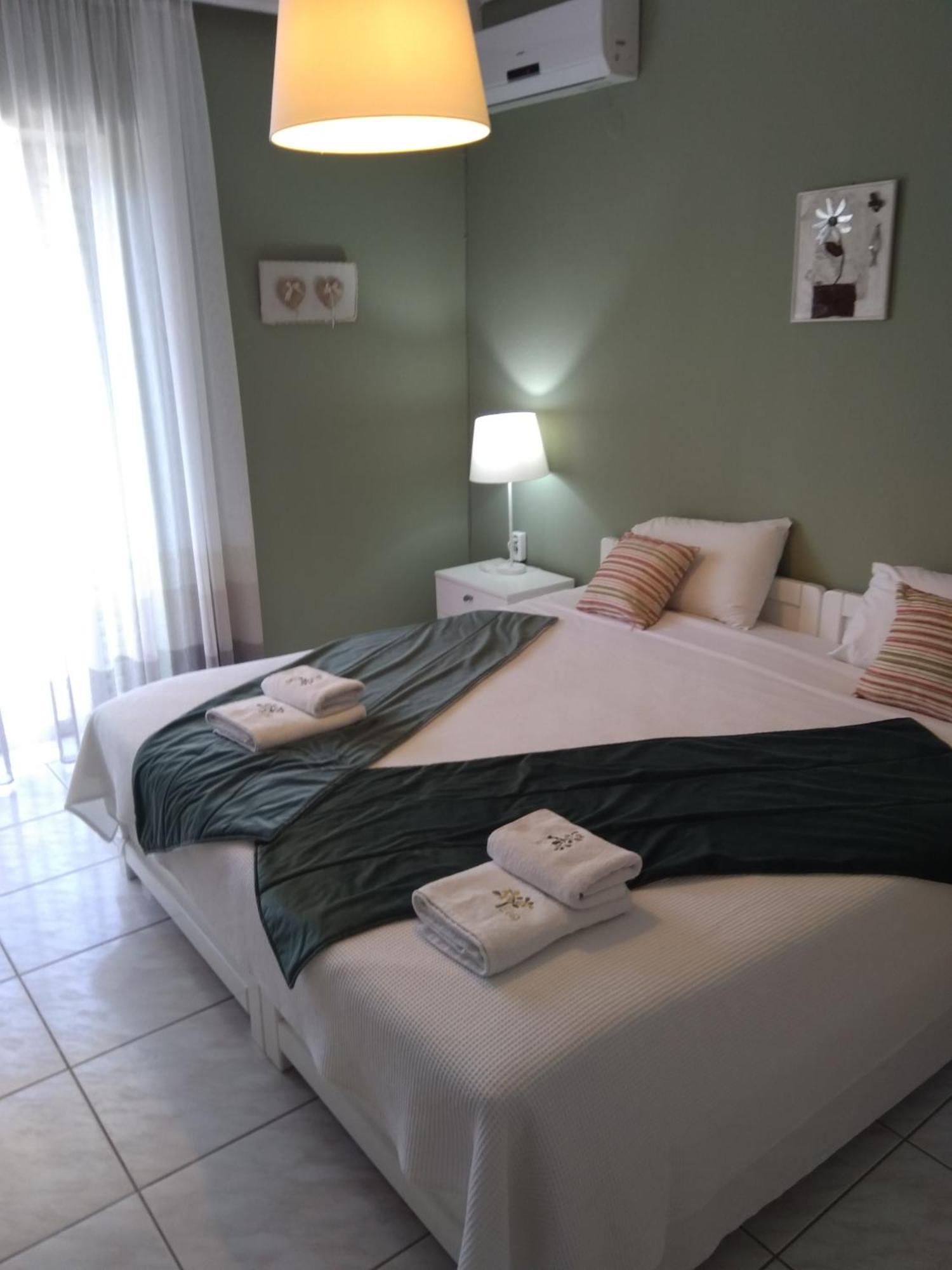 Aparthotel Dionisos Elia