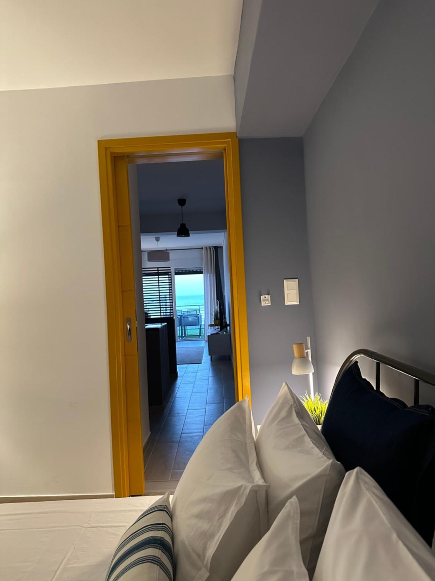Yolanda 3 - Leda - Luxury Family Apartment, Sea View * Poros Town