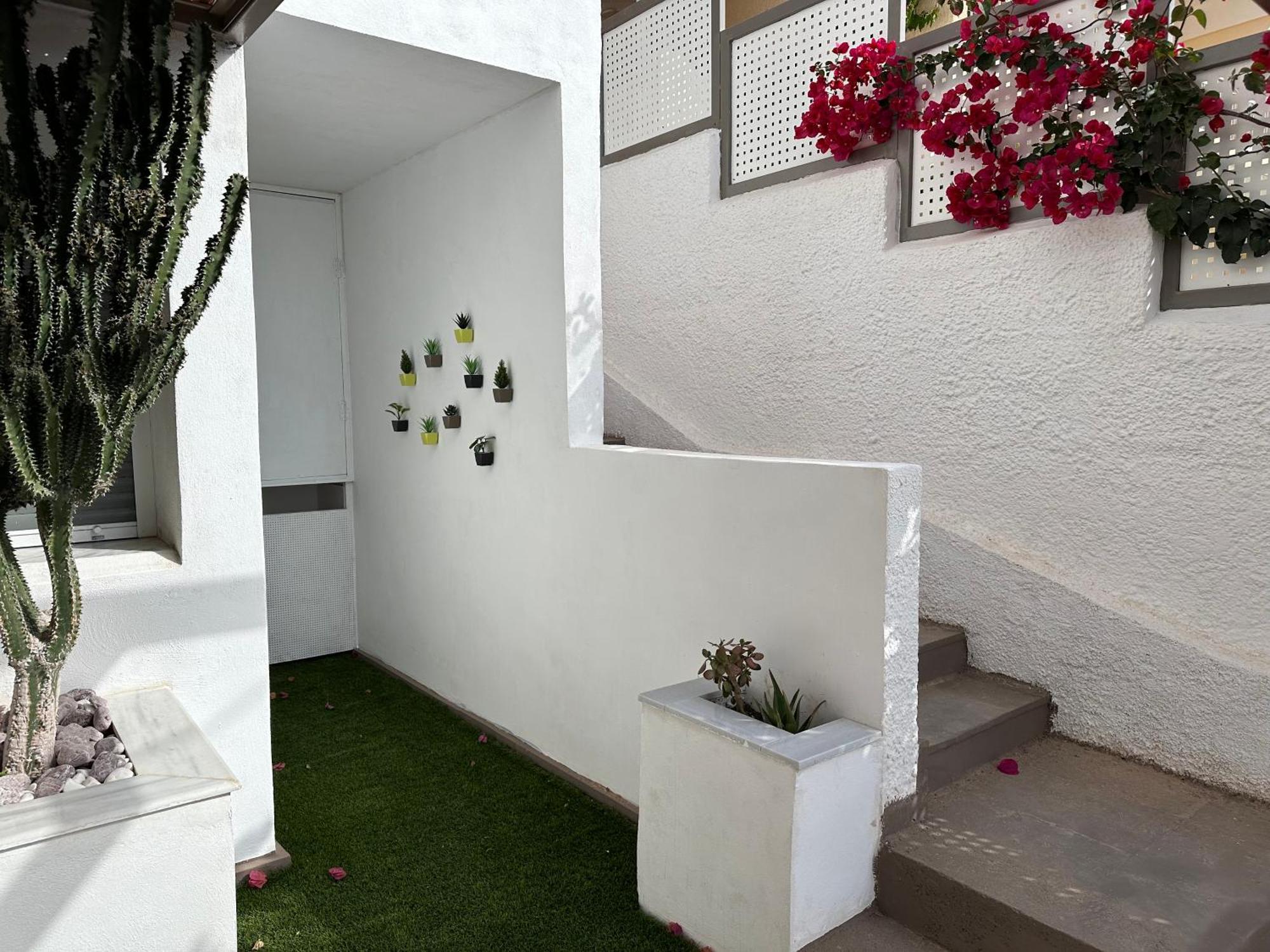 Yolanda 3 - Leda - Luxury Family Apartment, Sea View