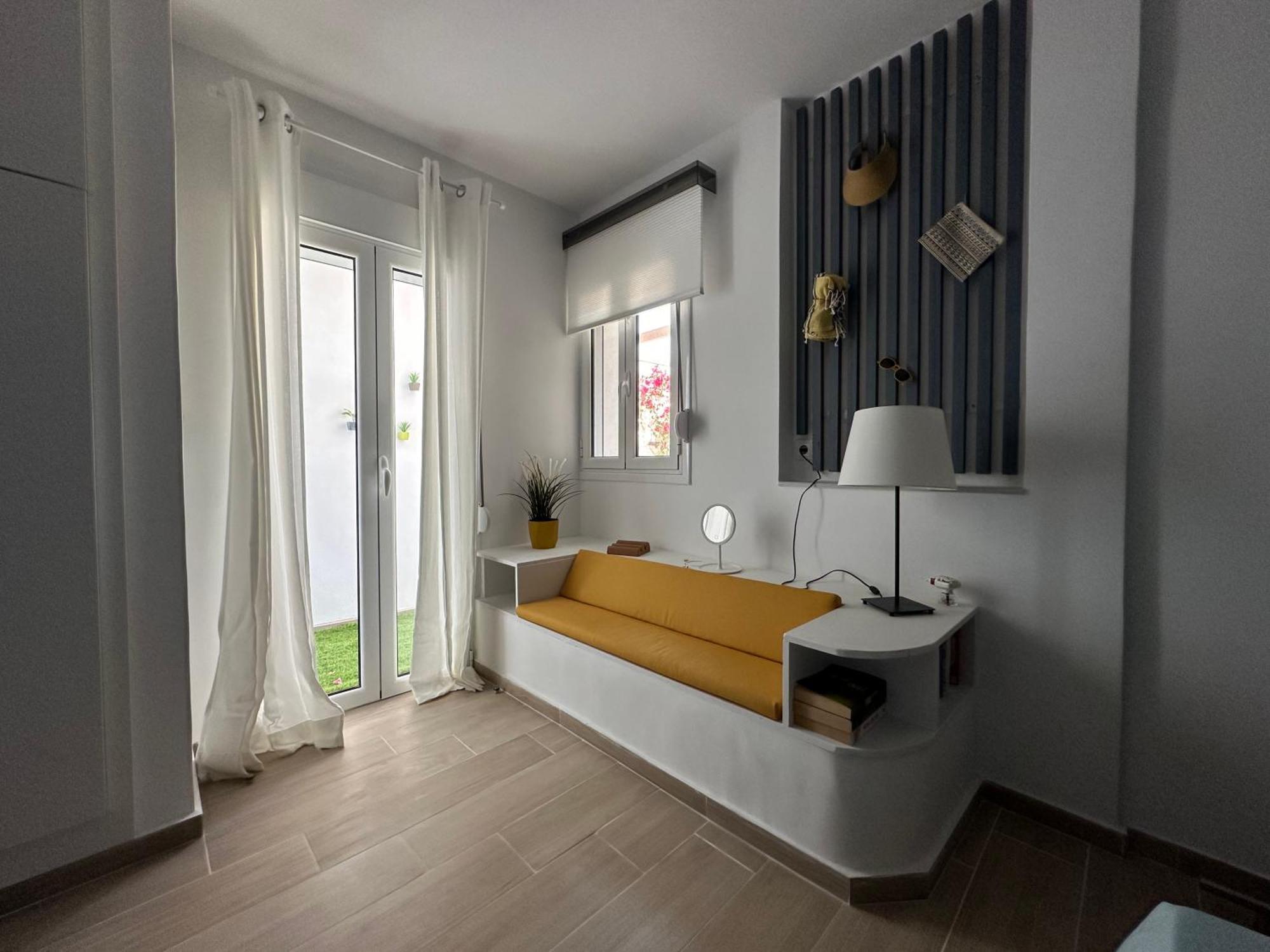 Yolanda 3 - Leda - Luxury Family Apartment, Sea View