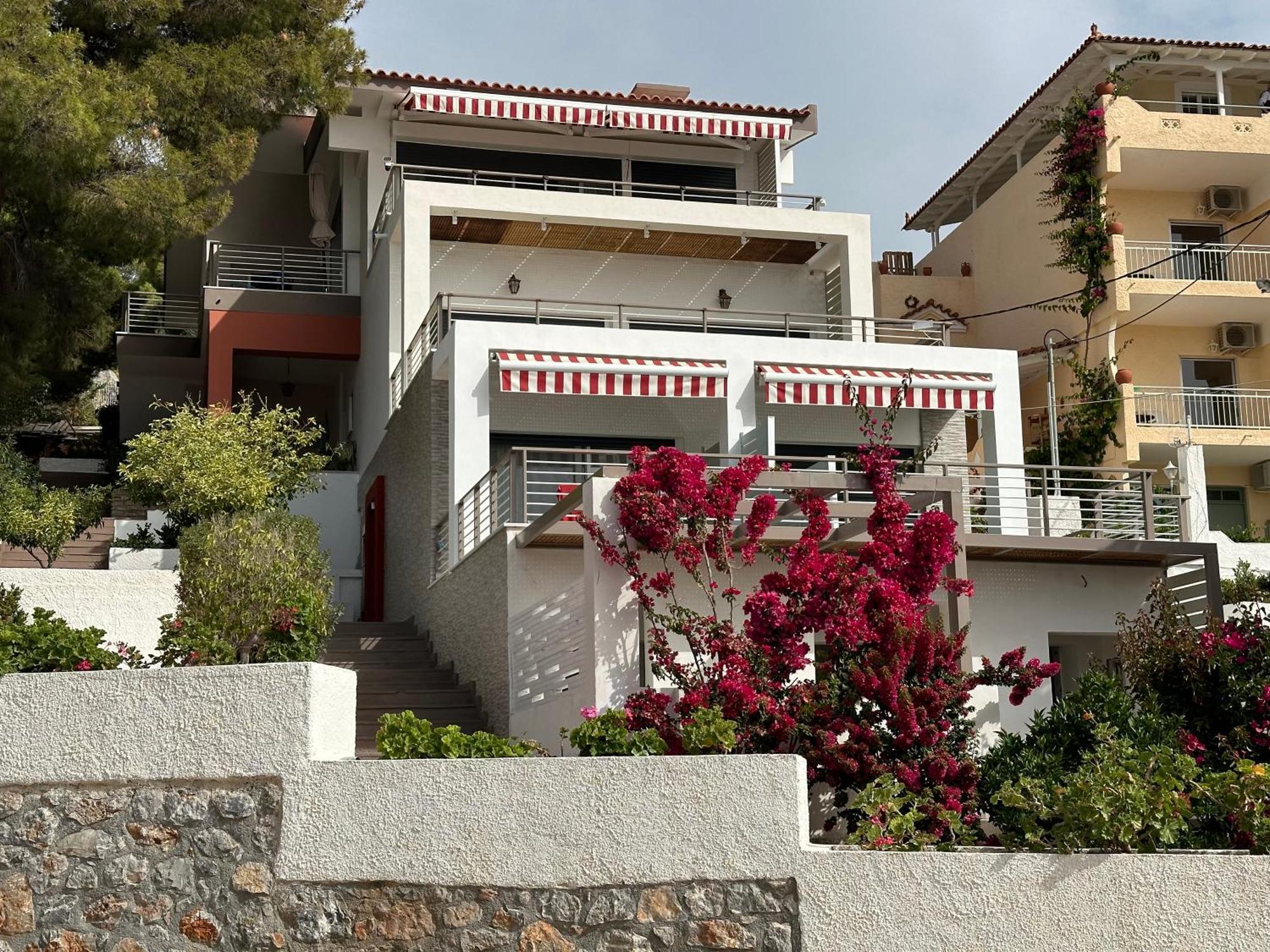 Apartment Yolanda 3 - Leda - Luxury Family Apartment, Sea View Poros Town