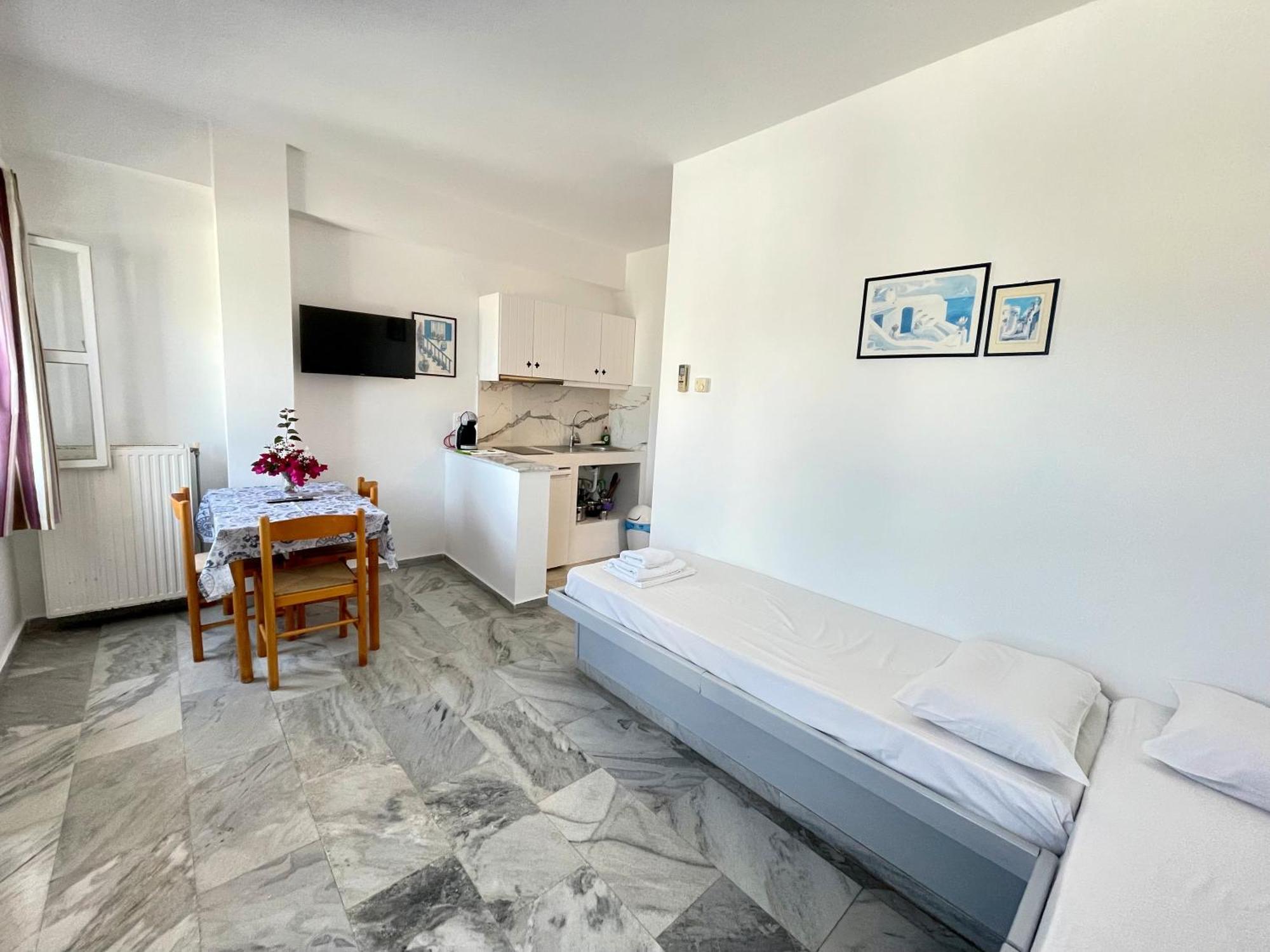 Country House Apartments