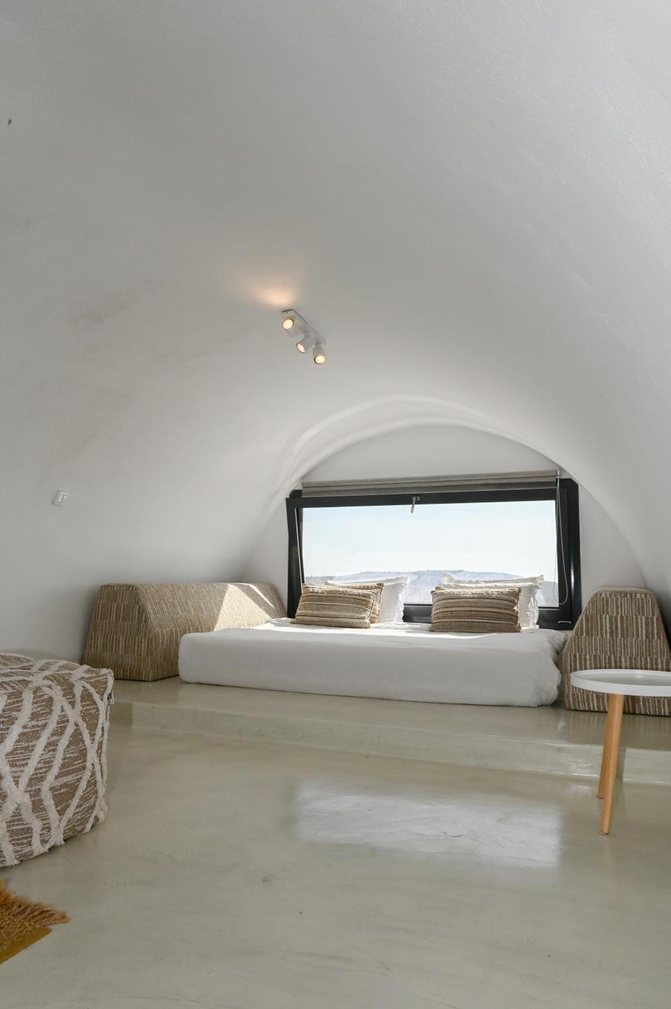 Amphora Luxury - Akrotiri Seaview Escape Villa *