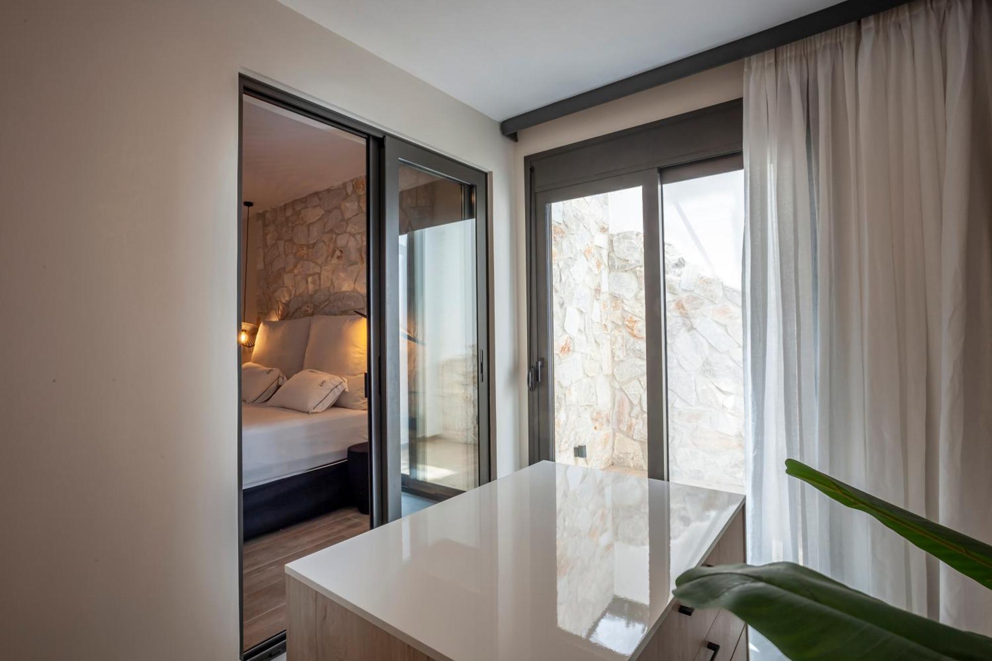 Eternity Blue Exclusive Apartment