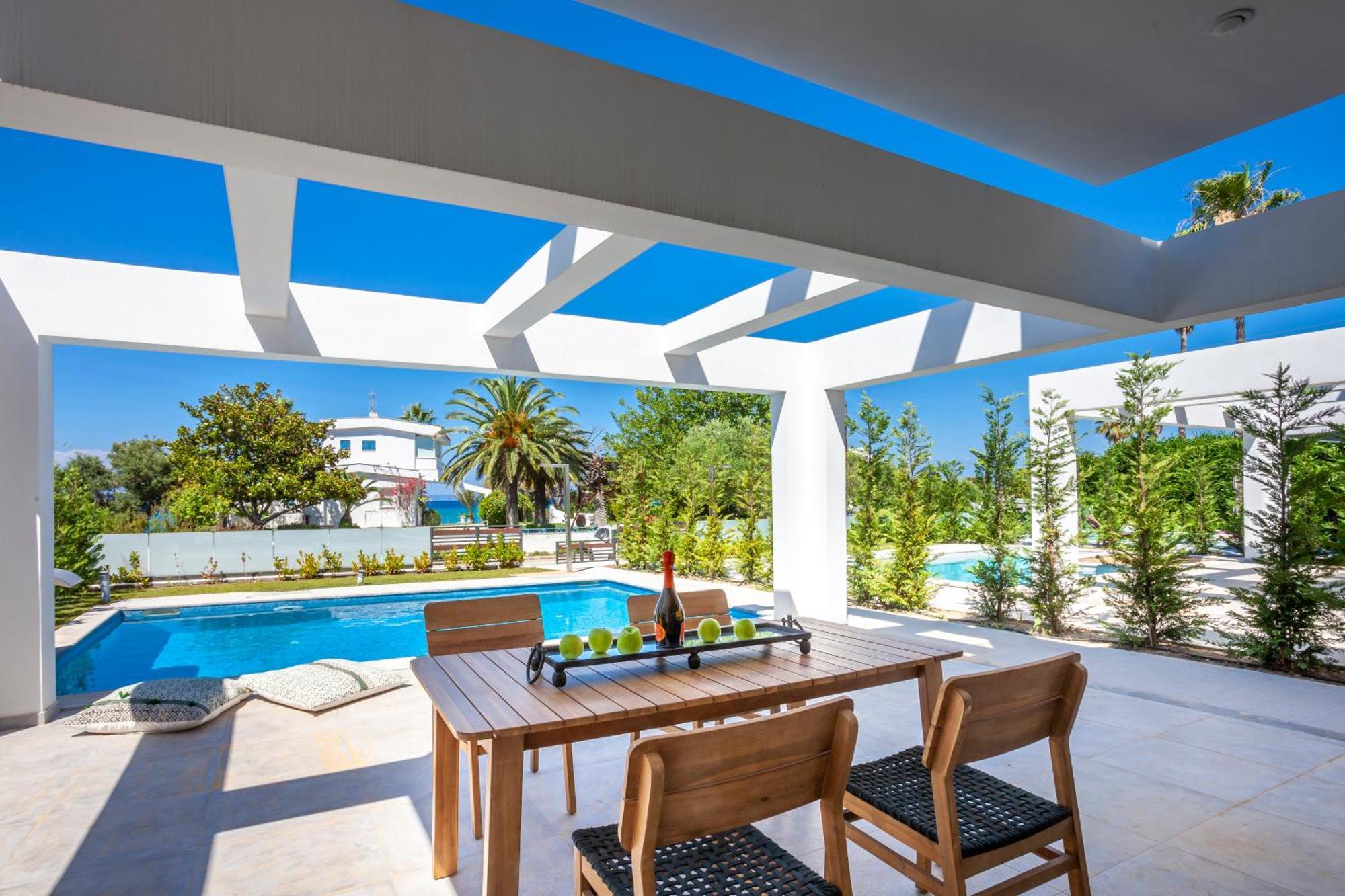 Eternity Blue Exclusive Apartment Hanioti