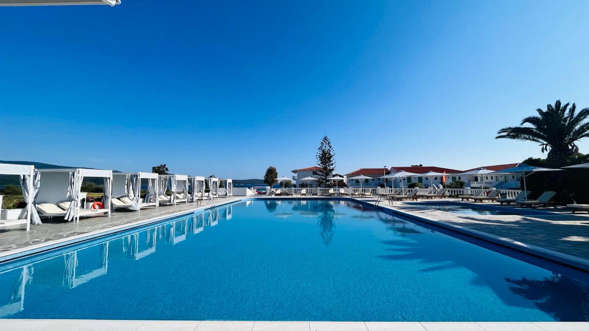 Sirenes 4* Samos Town
