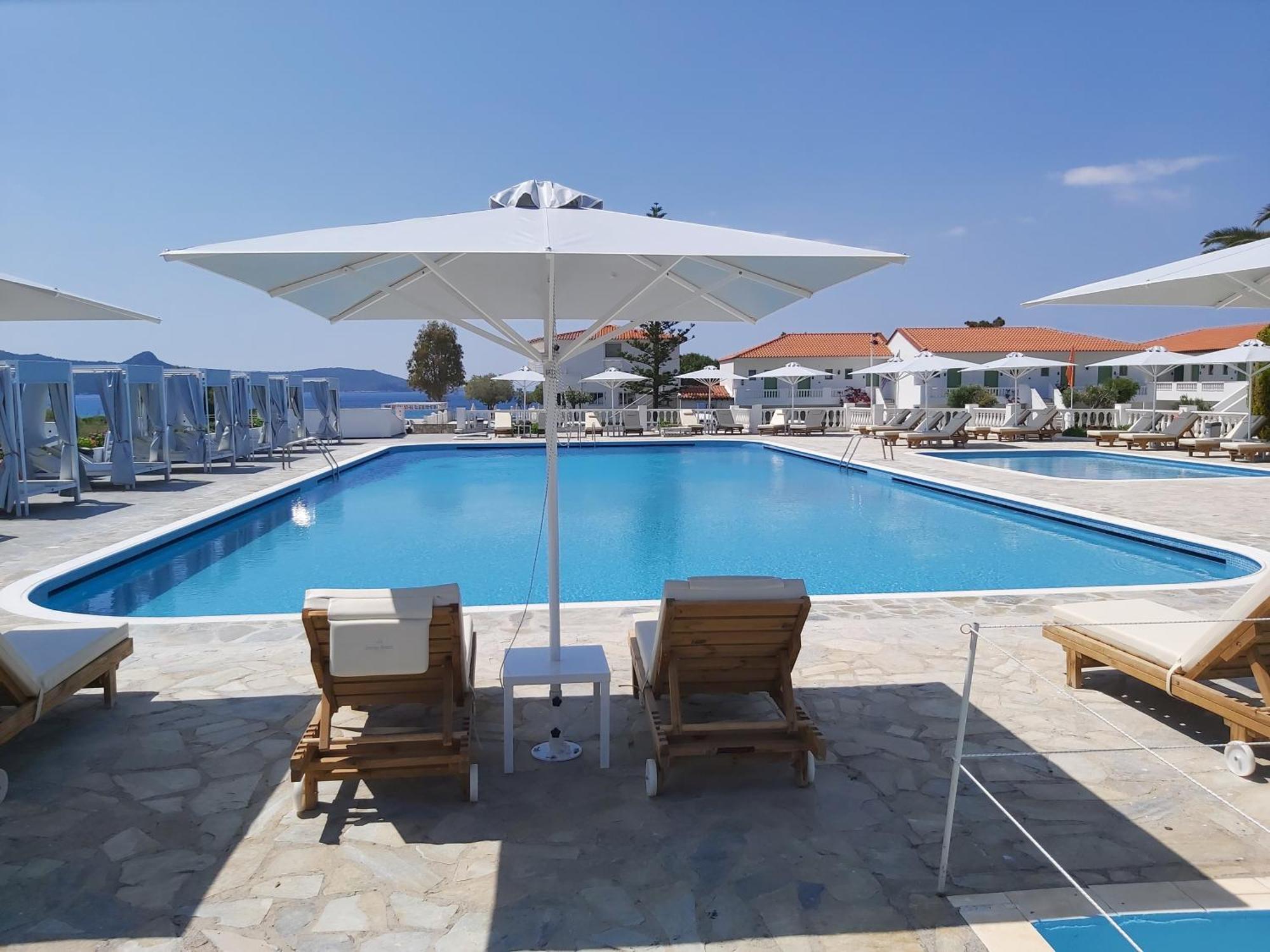 Sirenes Hotel 4*