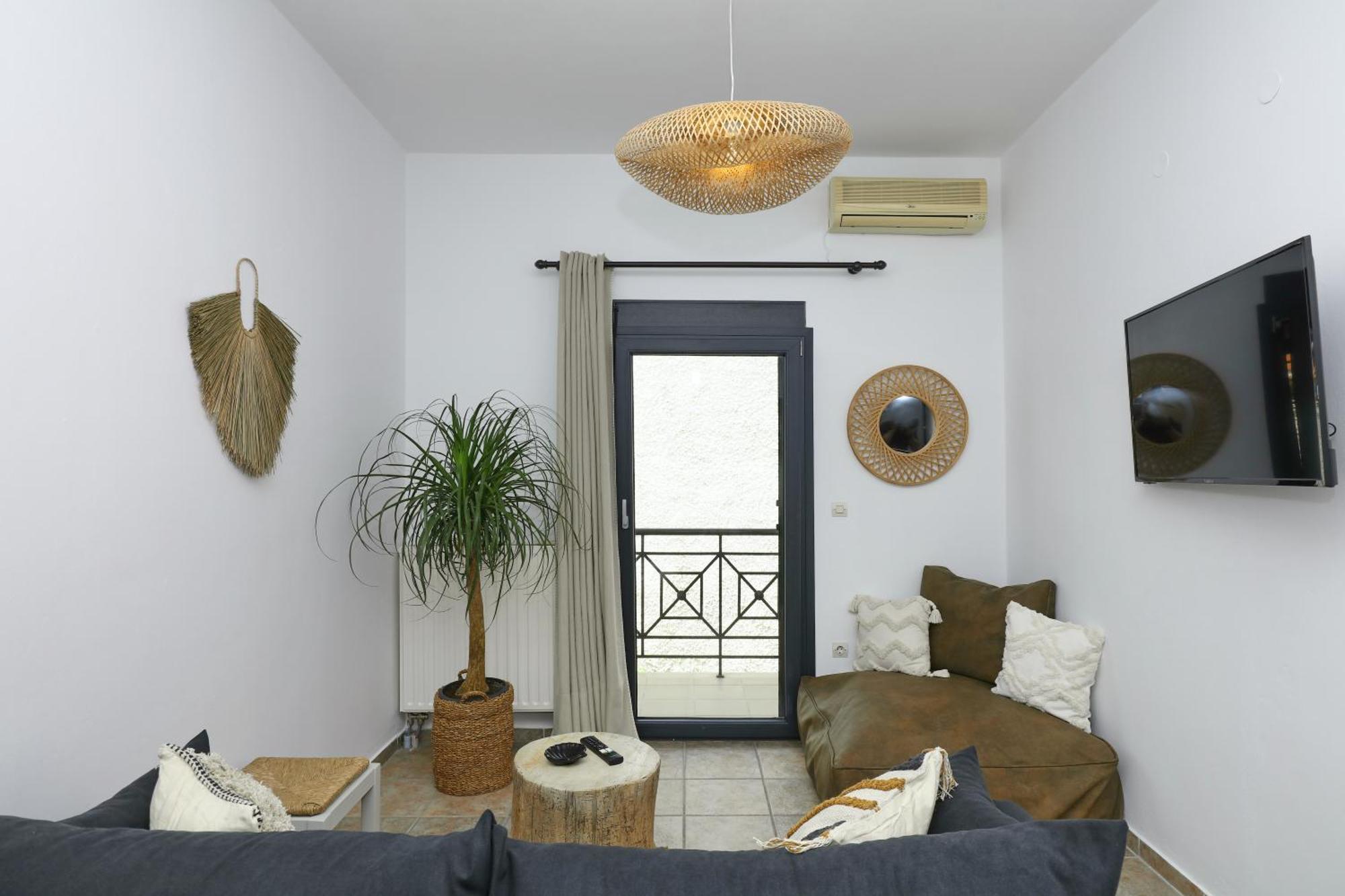 Rania Apartment Skopelos Town
