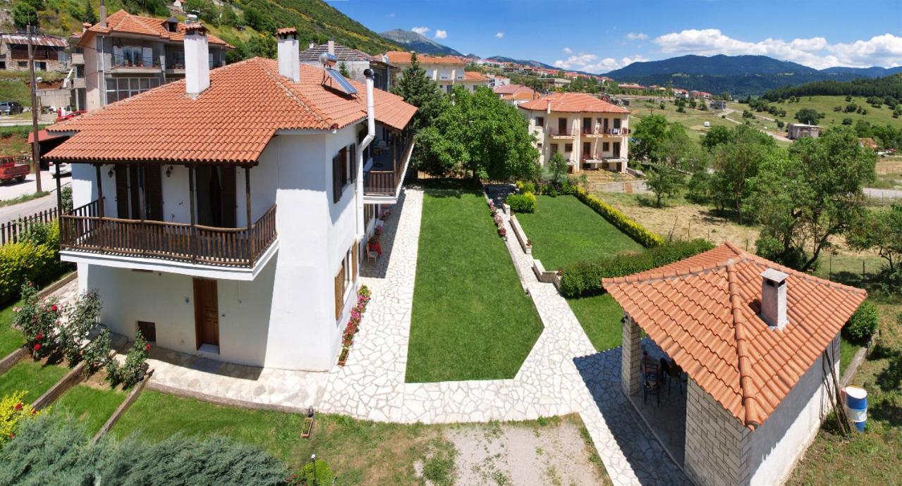 Apartment Amygdalies With Fireplace Karpenisi