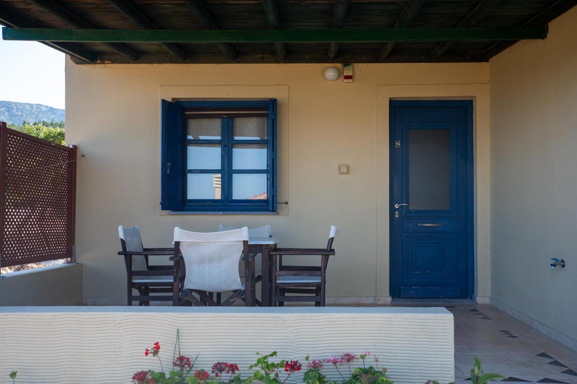 Mandilada Village 3*