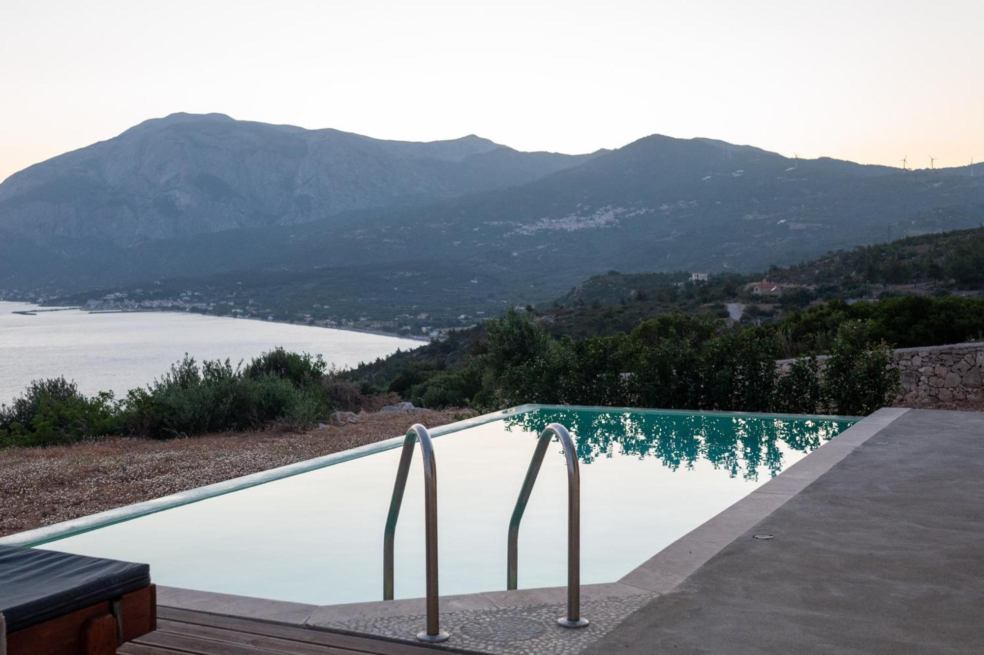 Hotel Mandilada Village Marathokampos