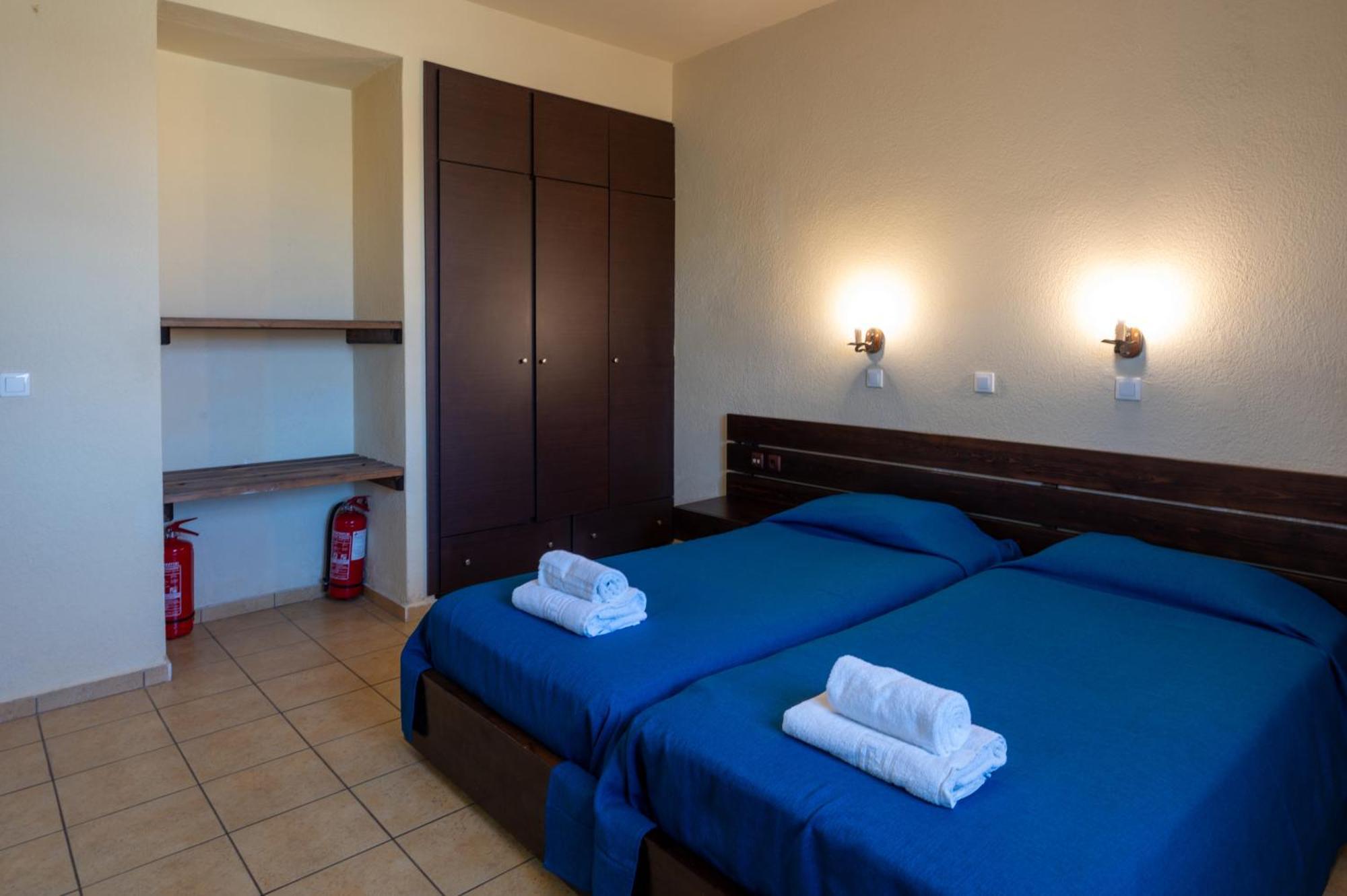 Mandilada Village 3* Marathokampos