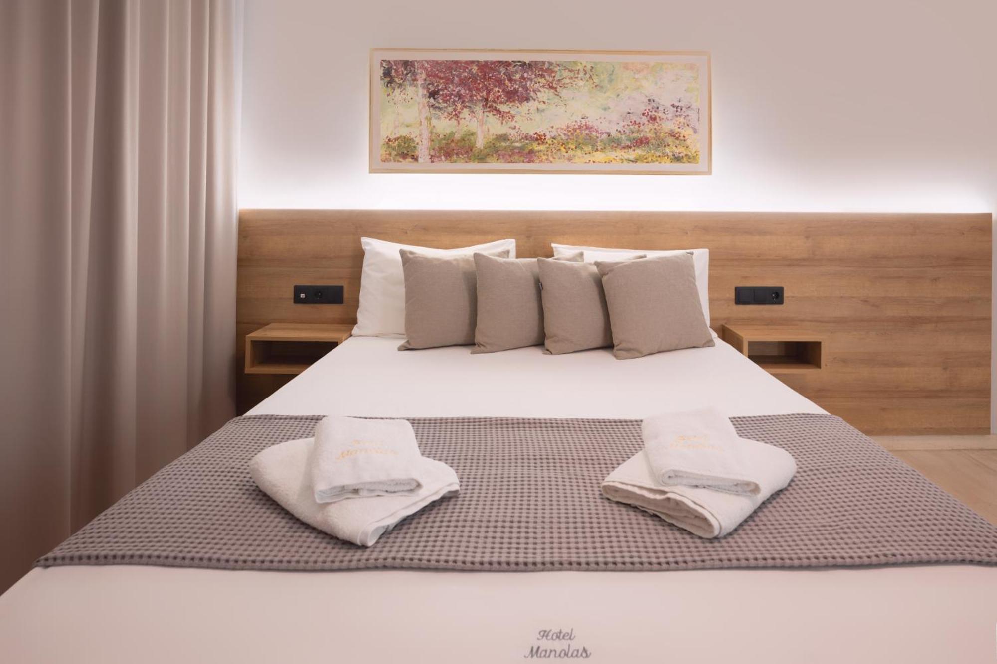 Aparthotel Manolas Neoi Poroi