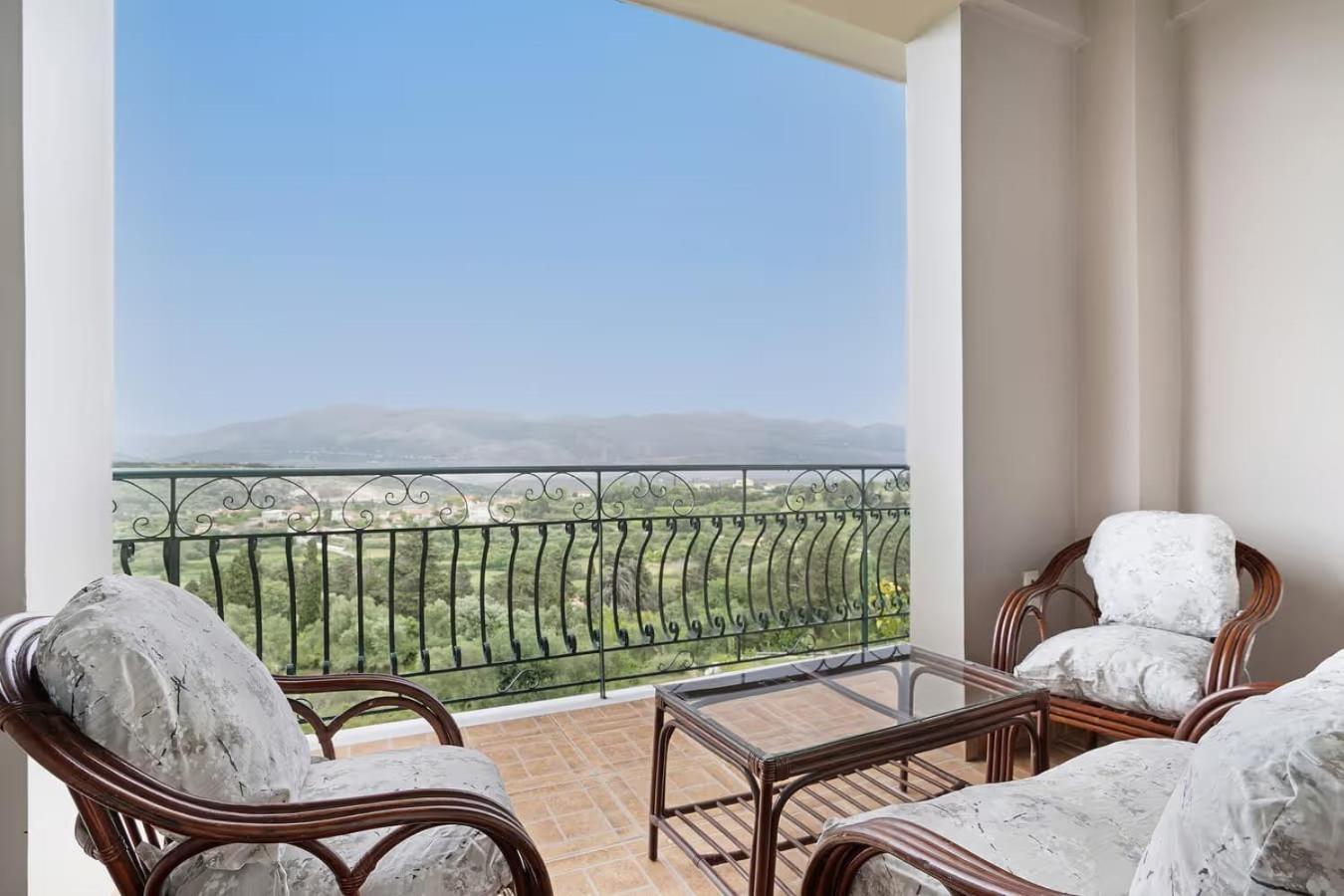 Paradiso Apartment *