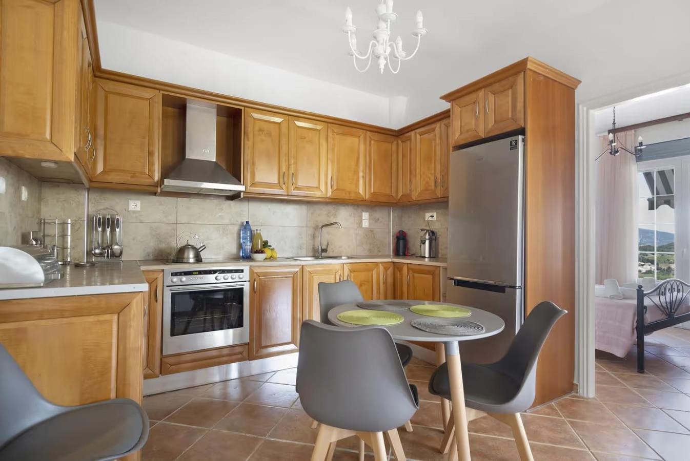 Paradiso Apartment *