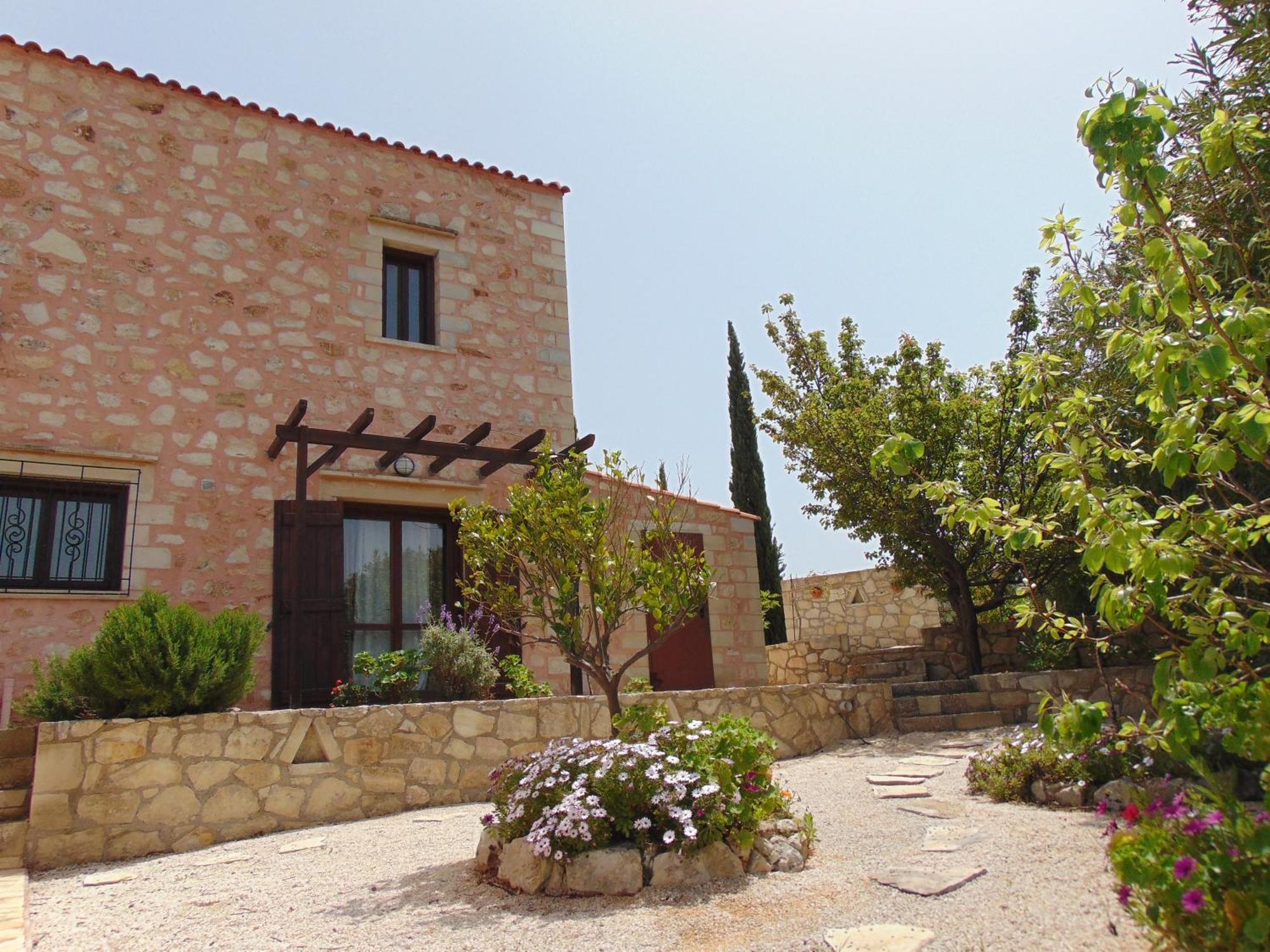 Petra Villa Kalyves