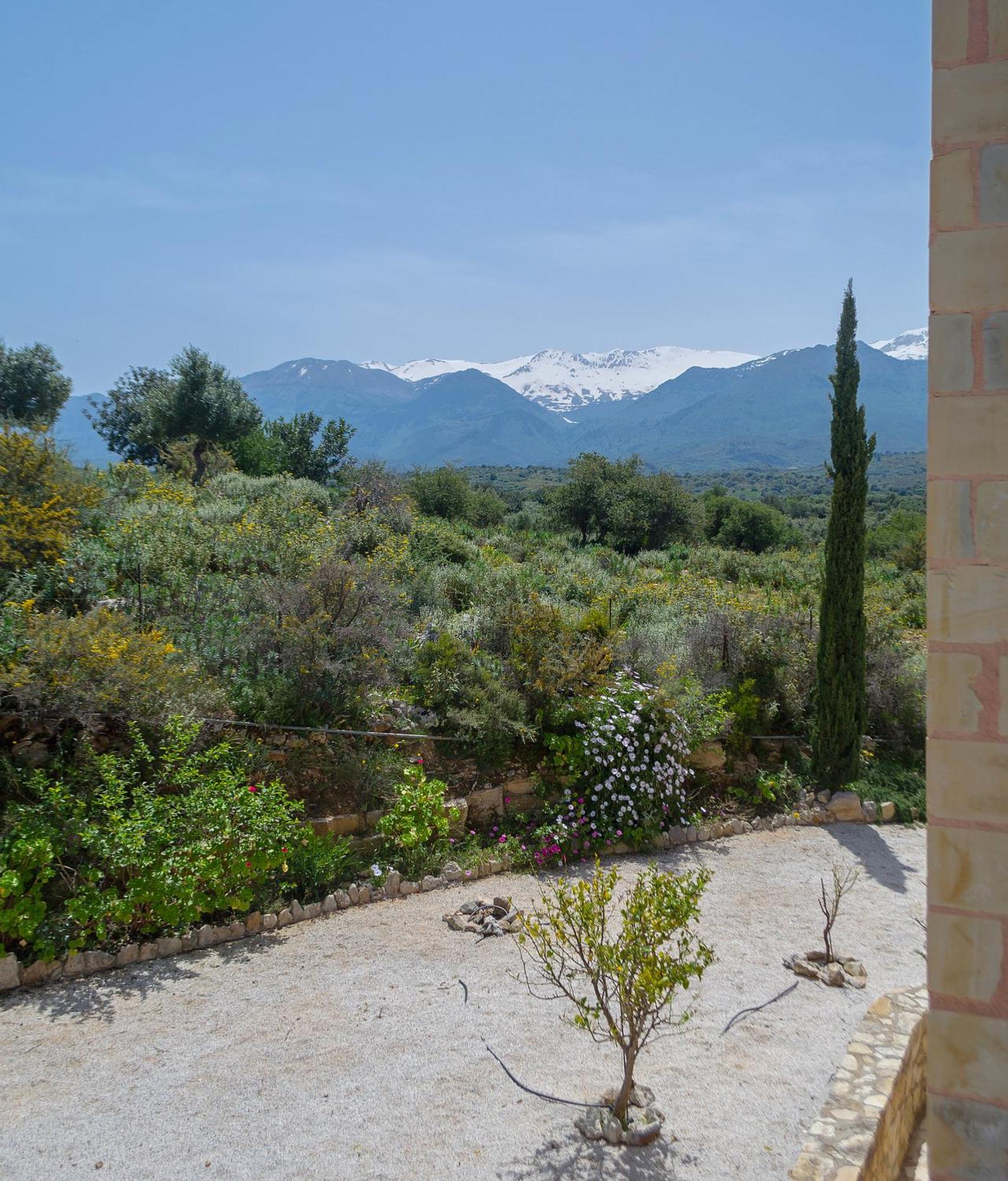 Petra Villa Kalyves