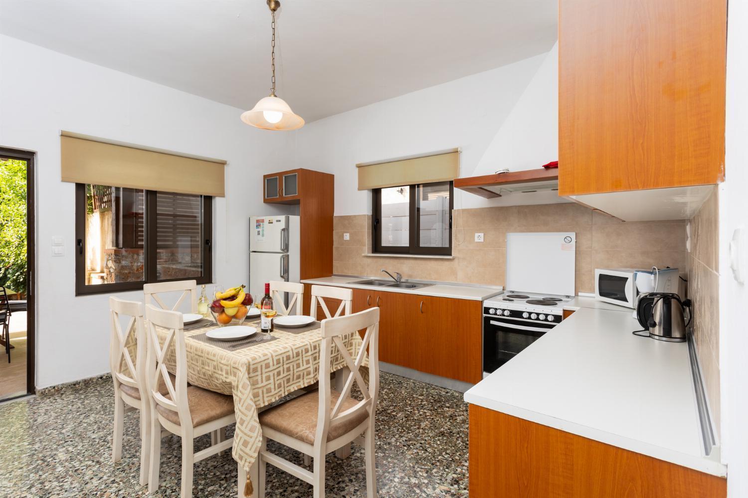 Maro Large Private Pool Ac Wifi Villa Kefalas