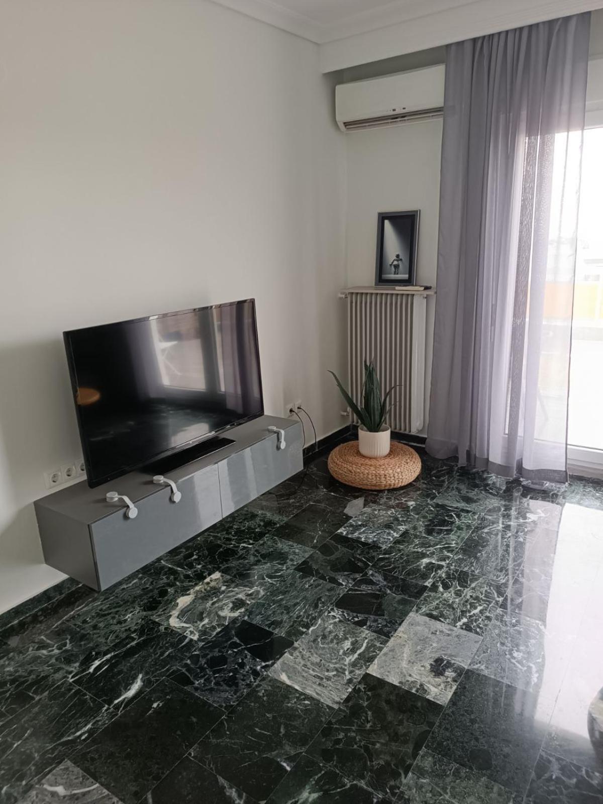 Penthouse Center Apartment *
