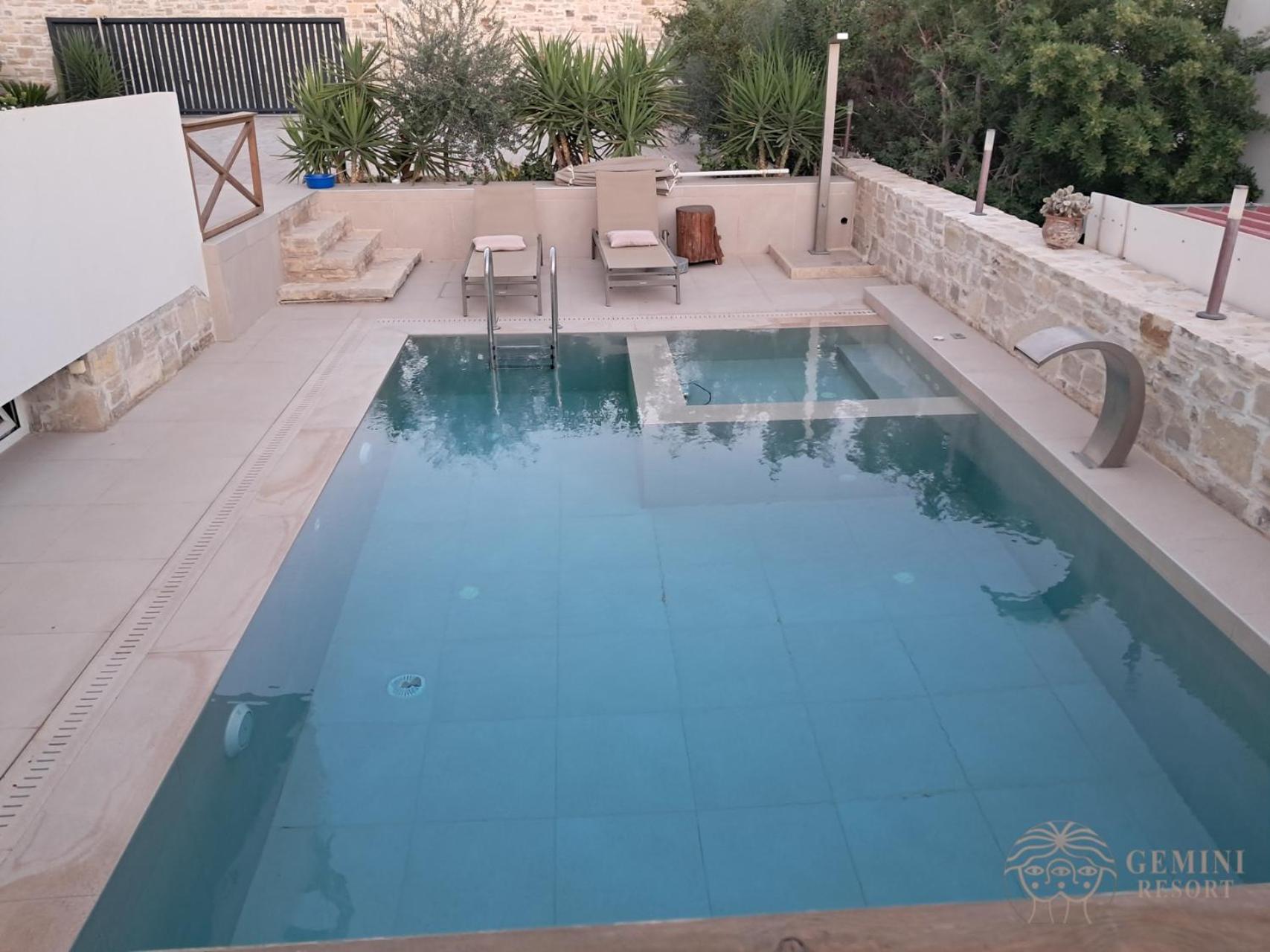 Gemini With Private Pool And Sea View Kalamaki (Heraklion)