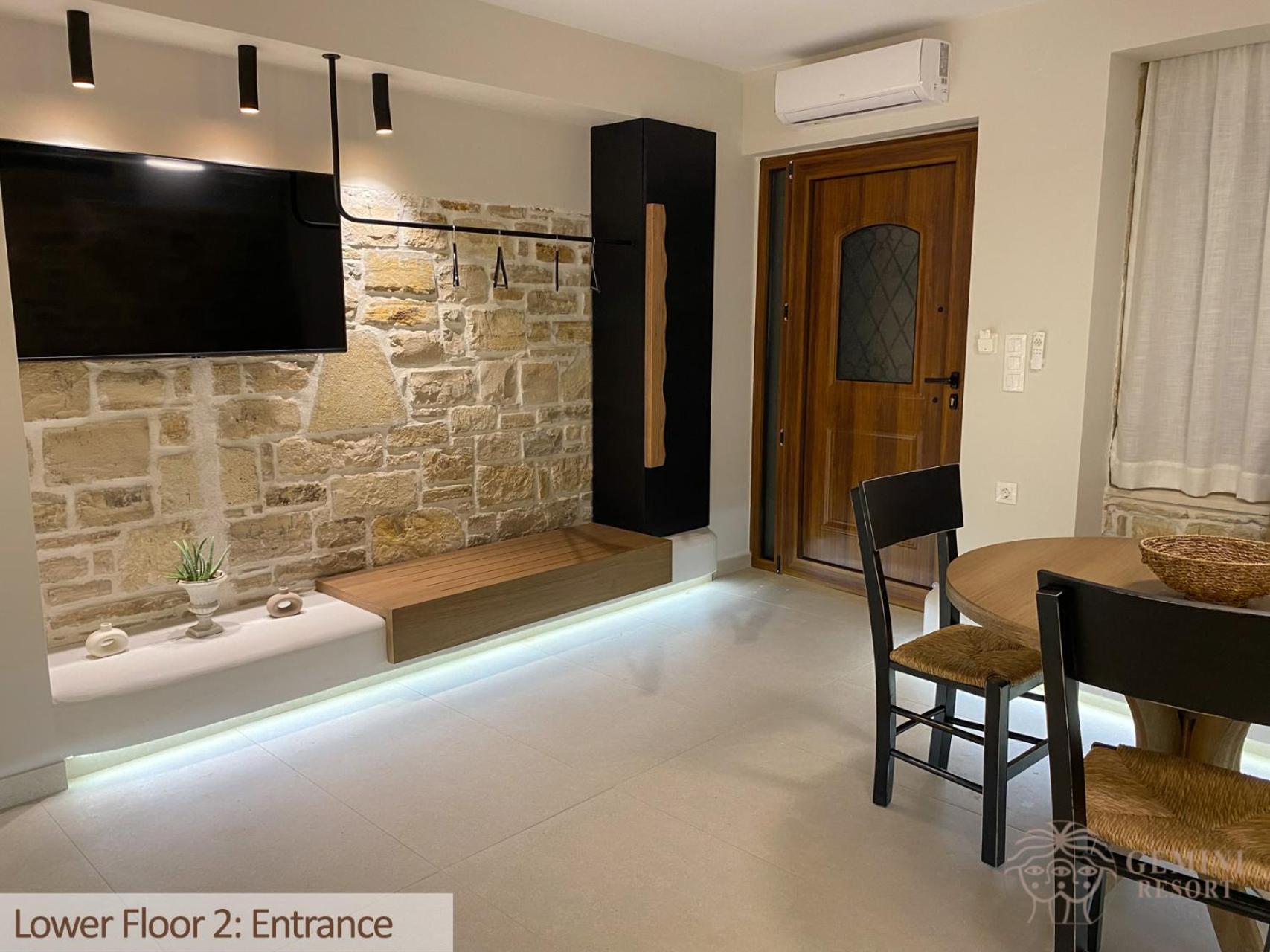 Gemini With Private Pool And Sea View Villa *