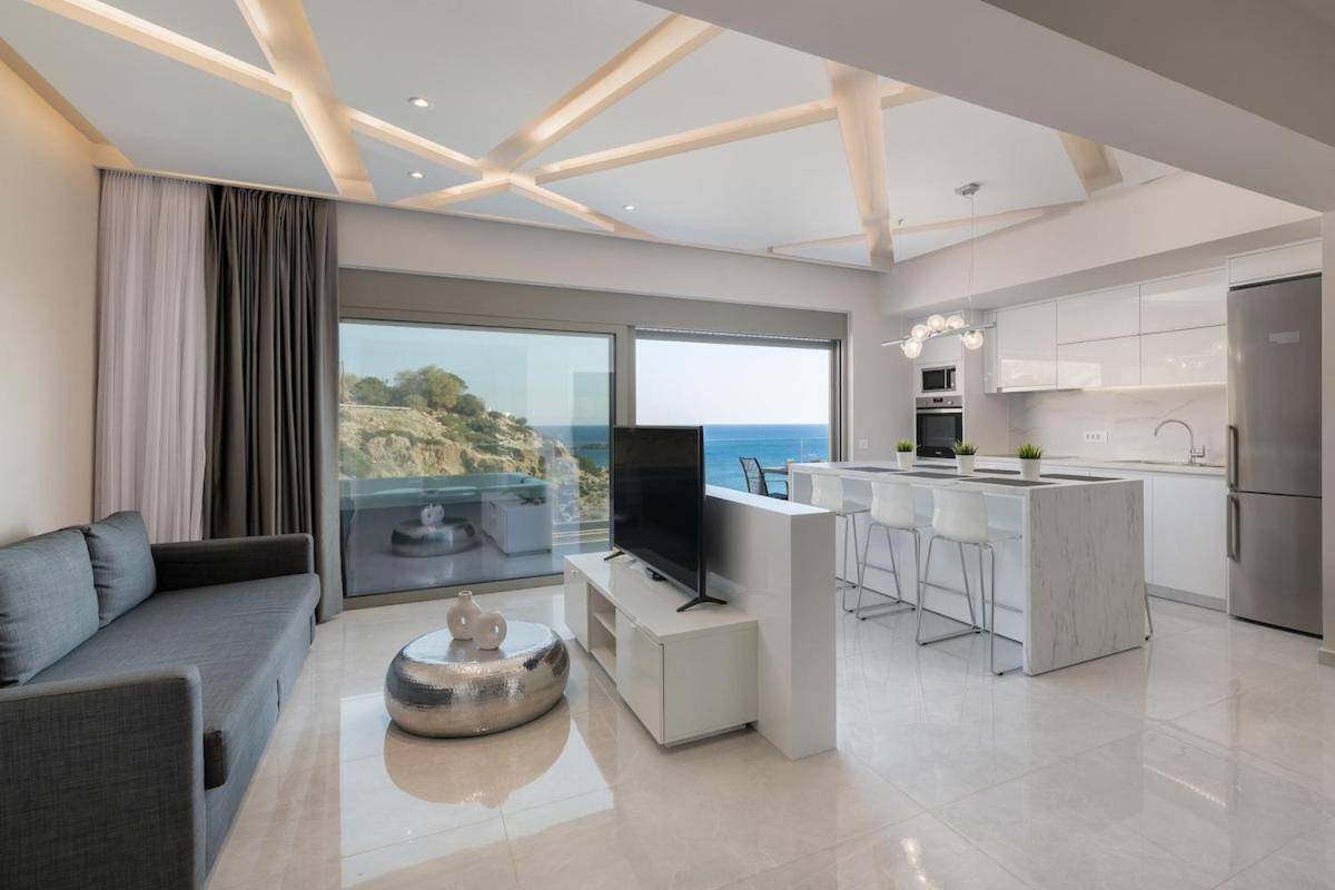 Aquamarine Luxury Apartment *