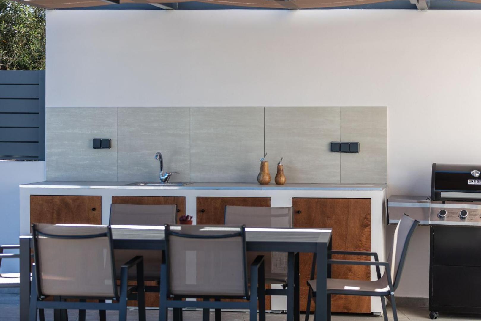 Four Horizons Luxury Kournas