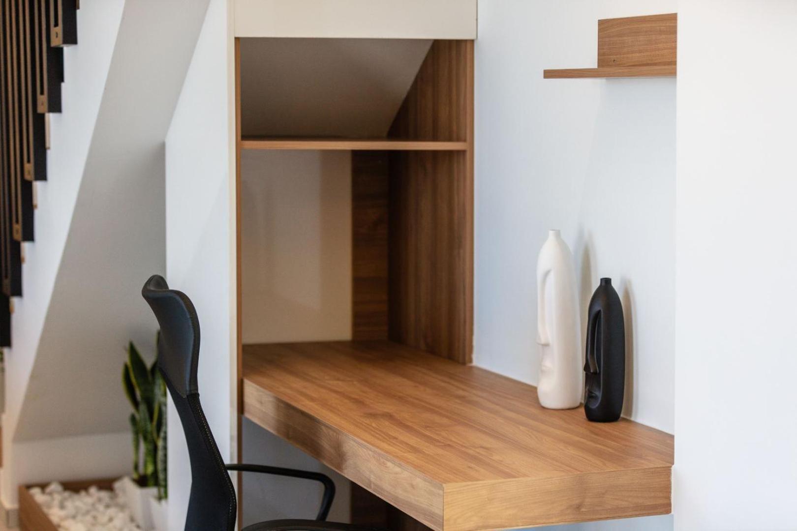 Four Horizons Luxury Apartment
