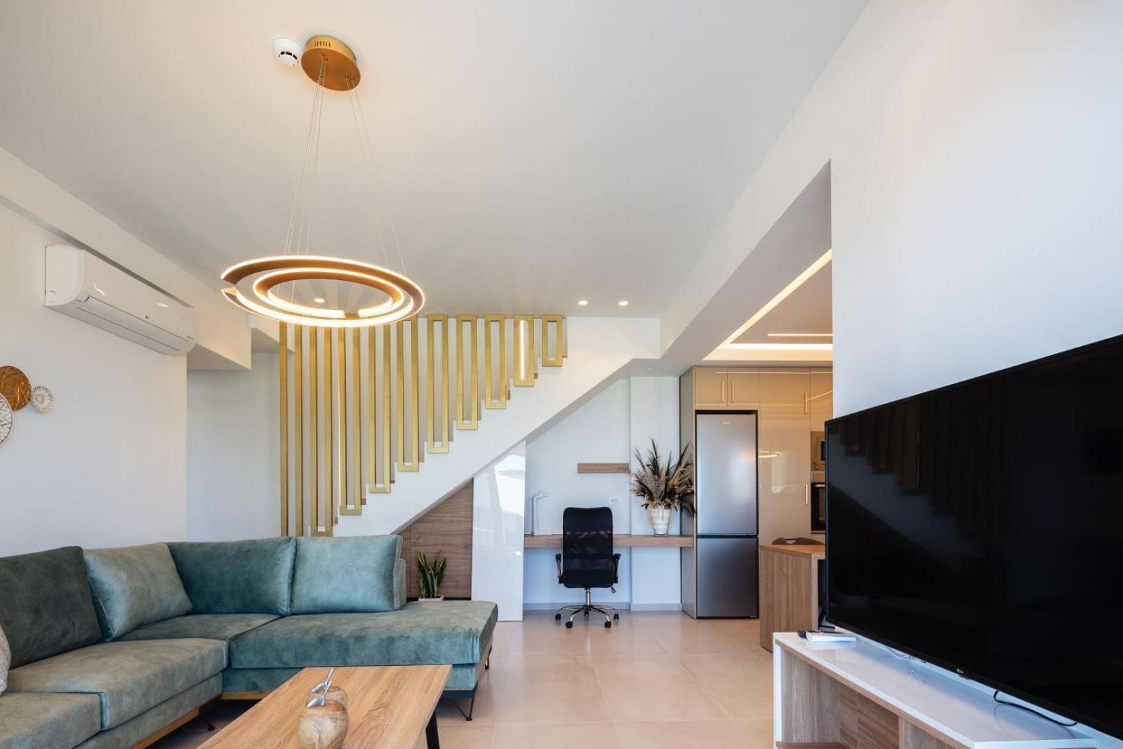 Four Horizons Luxury Kournas