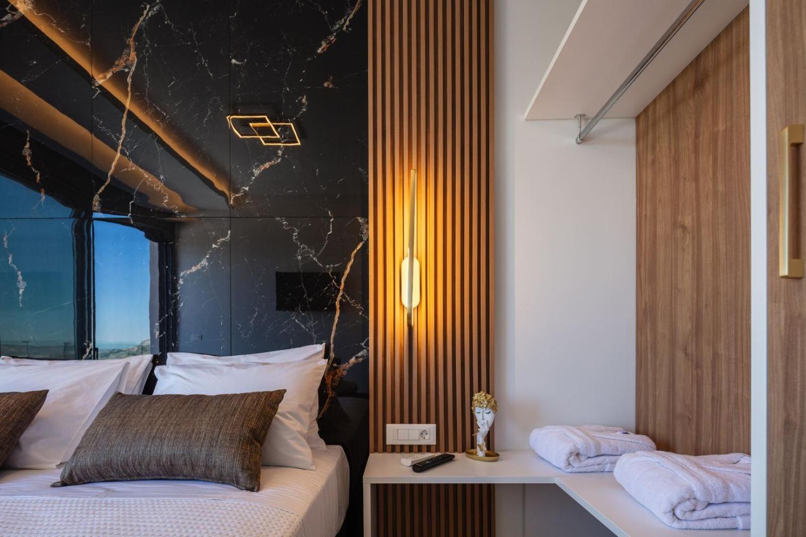 Apartment Four Horizons Luxury *