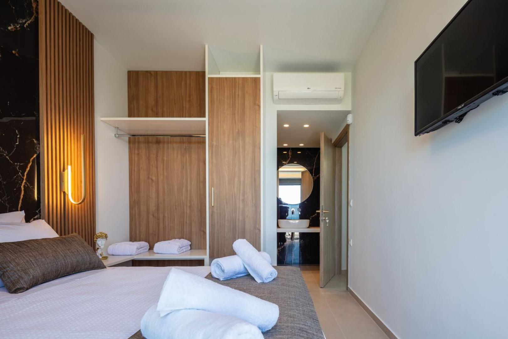Four Horizons Luxury